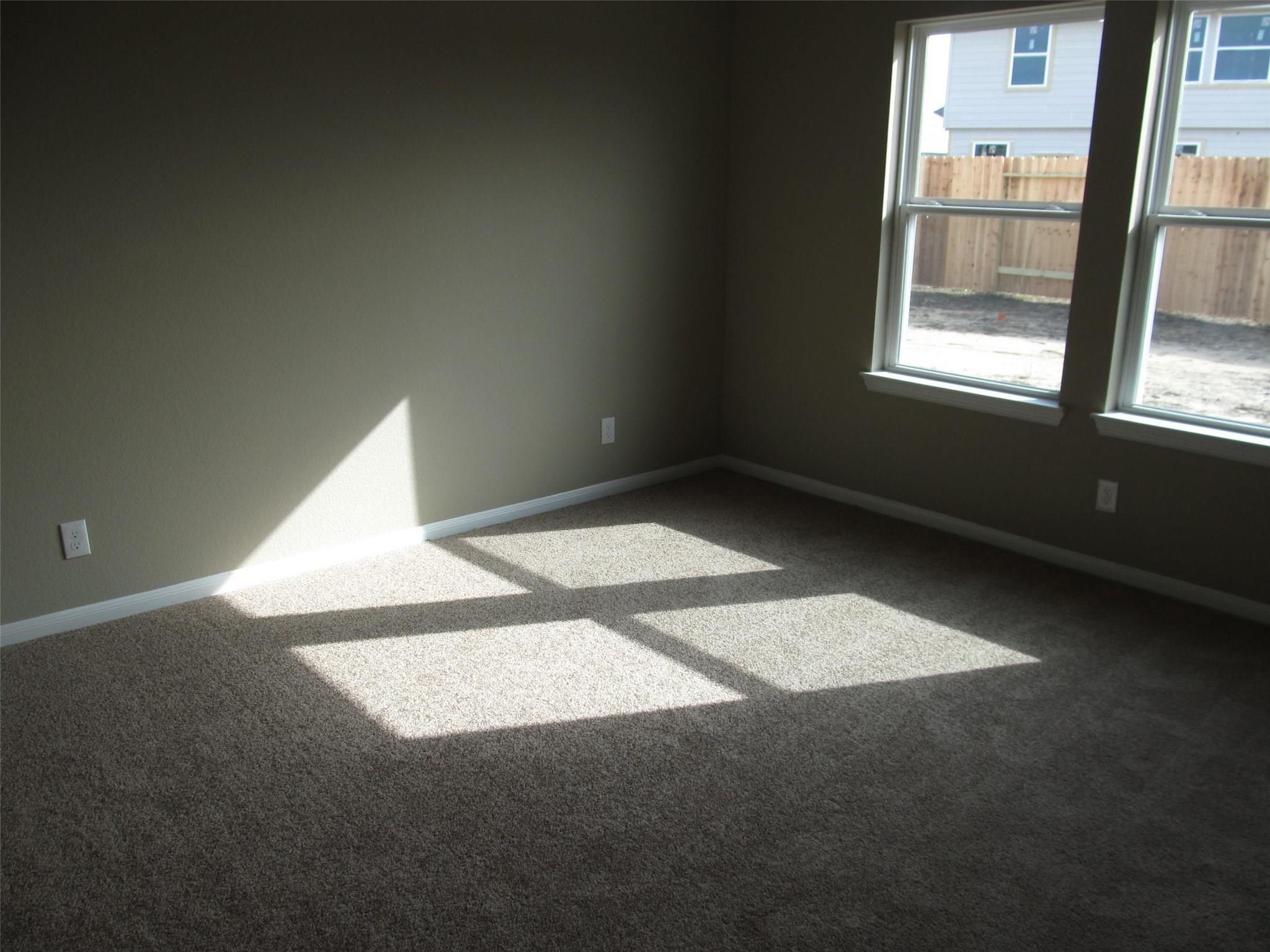 2310 Thunderbolt Peak Drive Property Photo 13