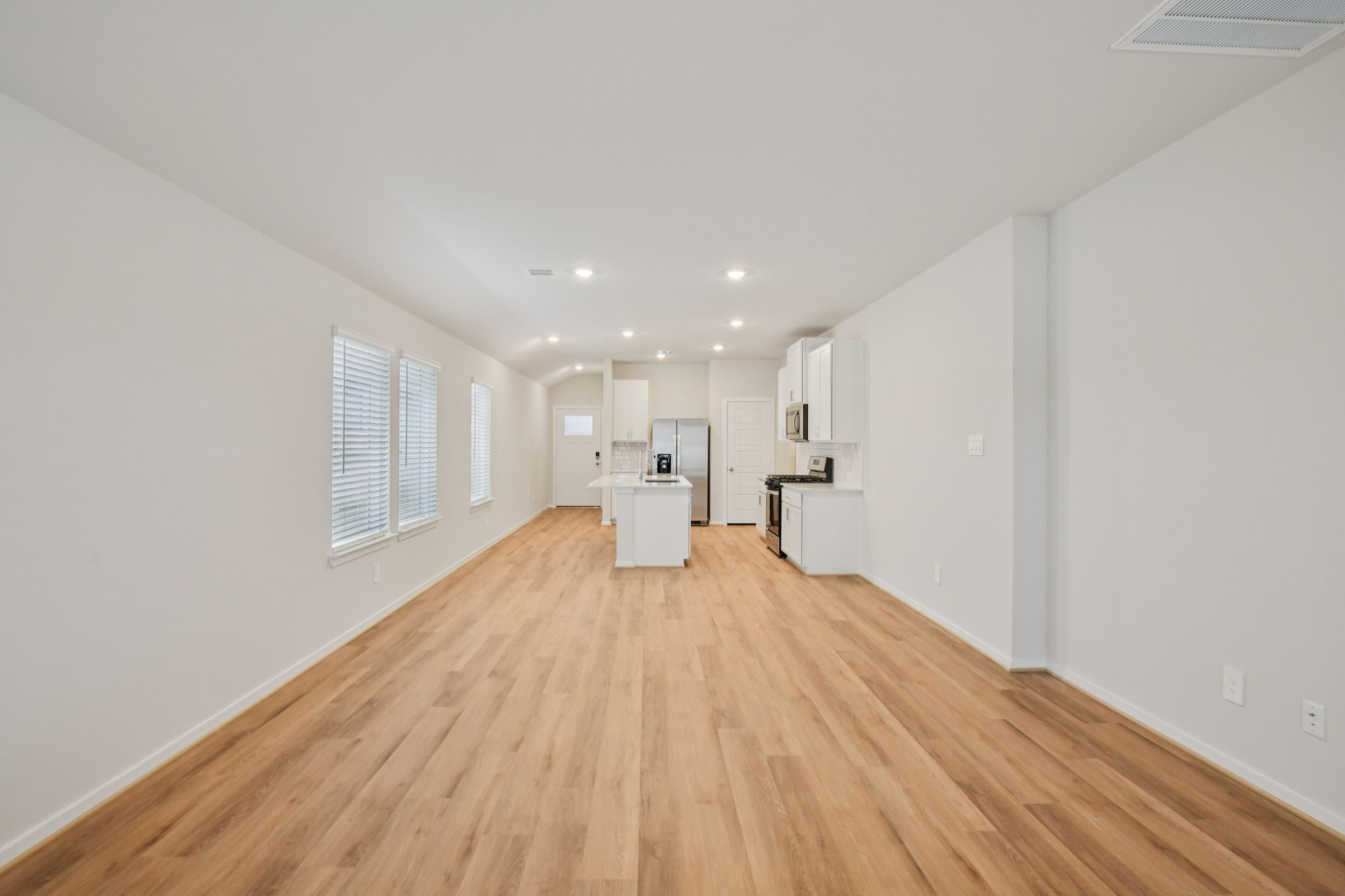11406 Zenyatta Lane Property Photo 5
