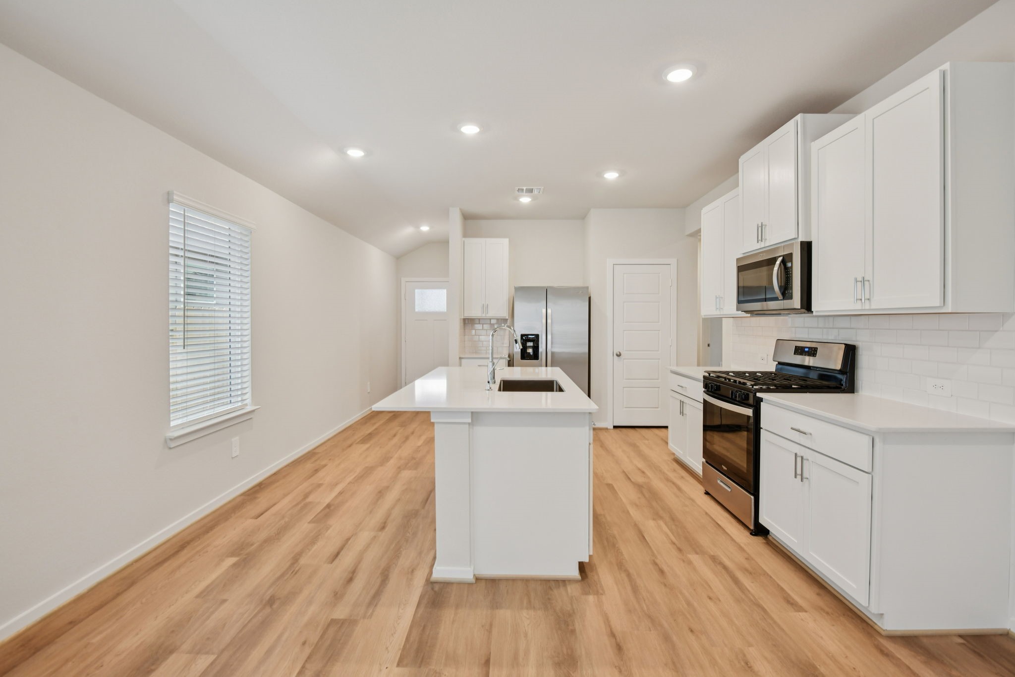 11406 Zenyatta Lane Property Photo 18