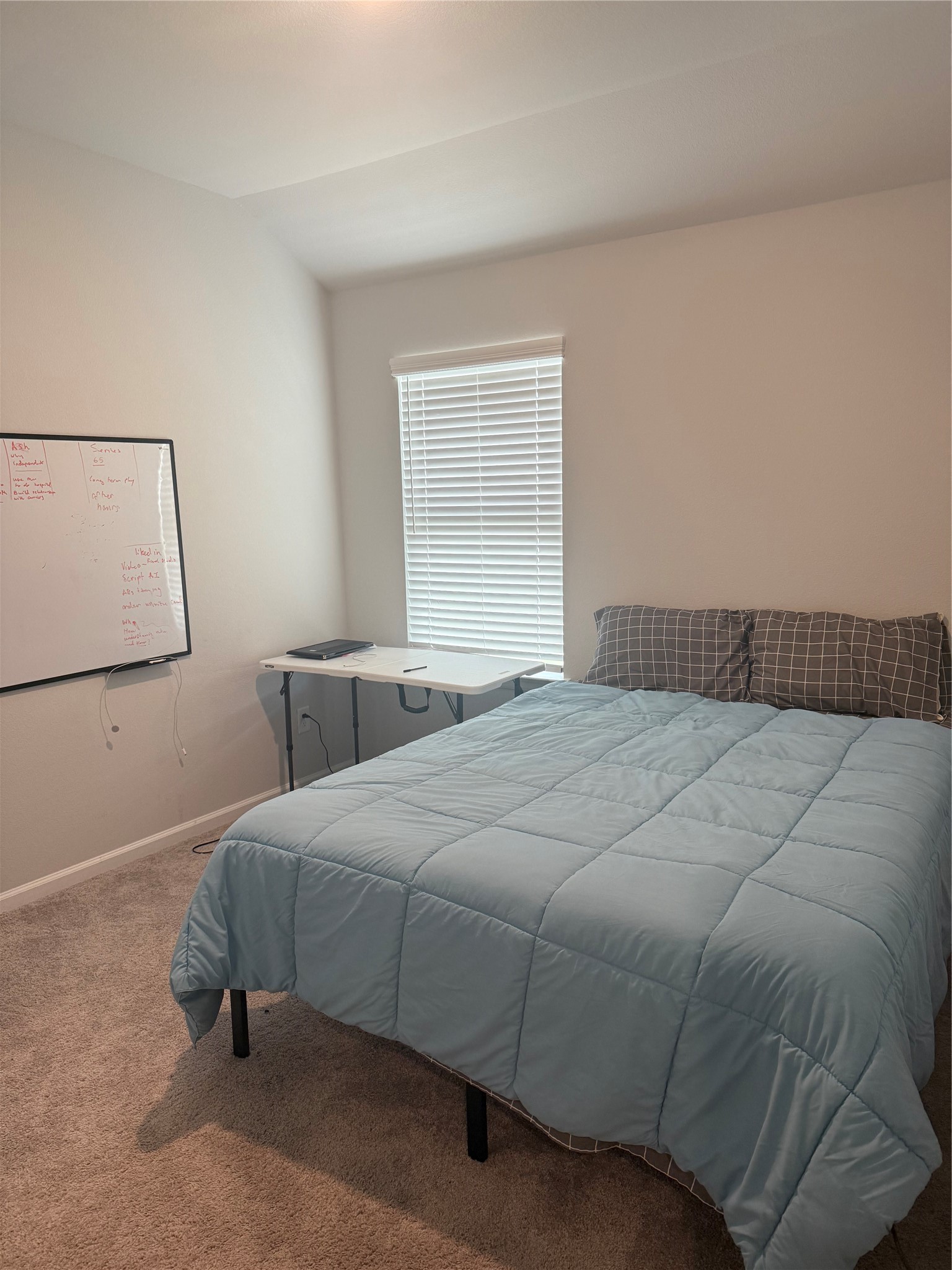 811 Brookside Drive Property Photo 8