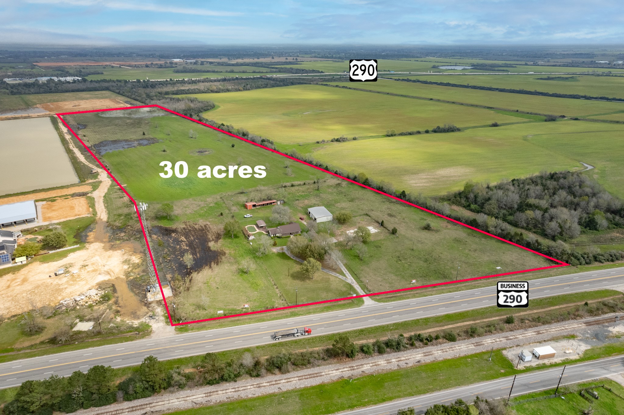 39002 Highway 290 Business Property Photo