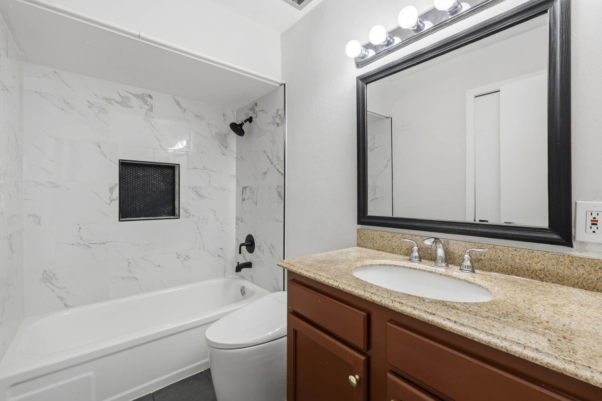 5534 Beverlyhill Street 8 Property Photo 22