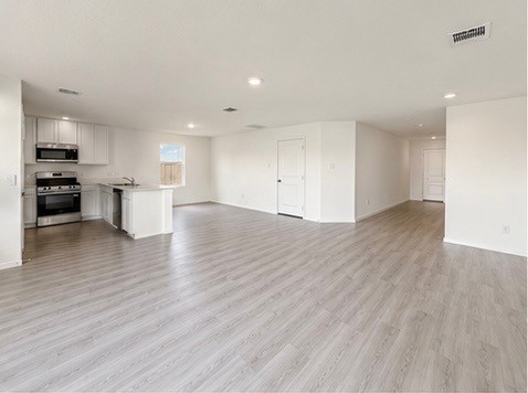 7515 Barcelona Spgs Property Photo 4