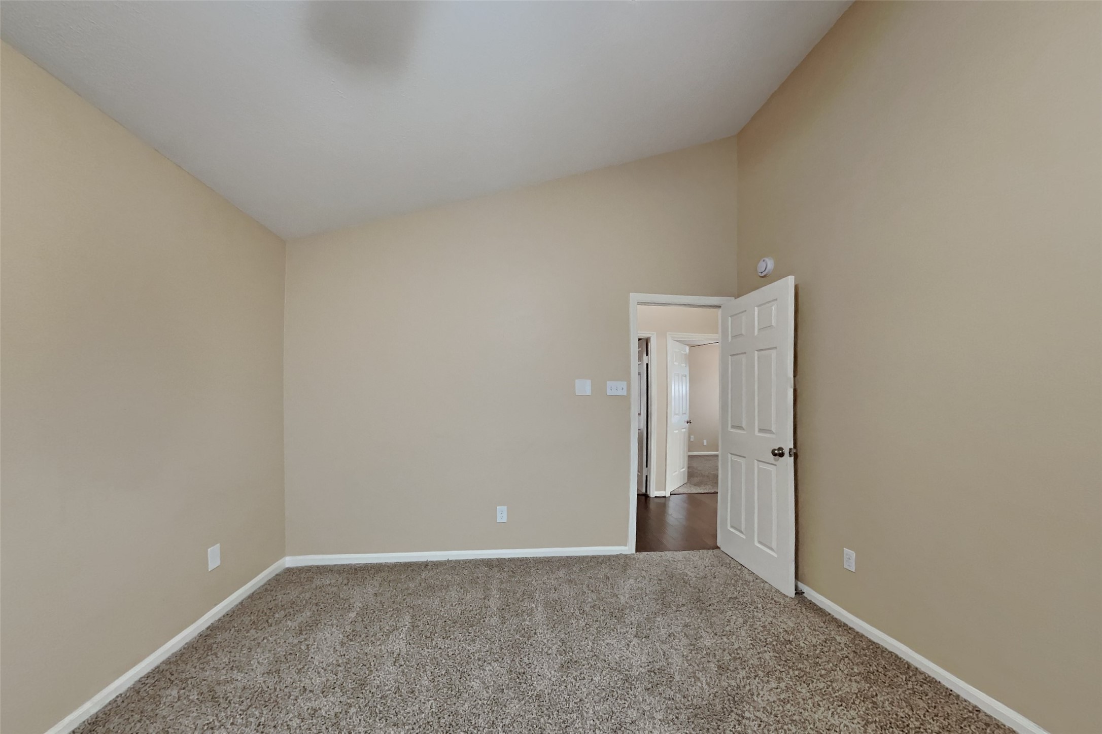 151 E Pathfinders Circle Property Photo 10