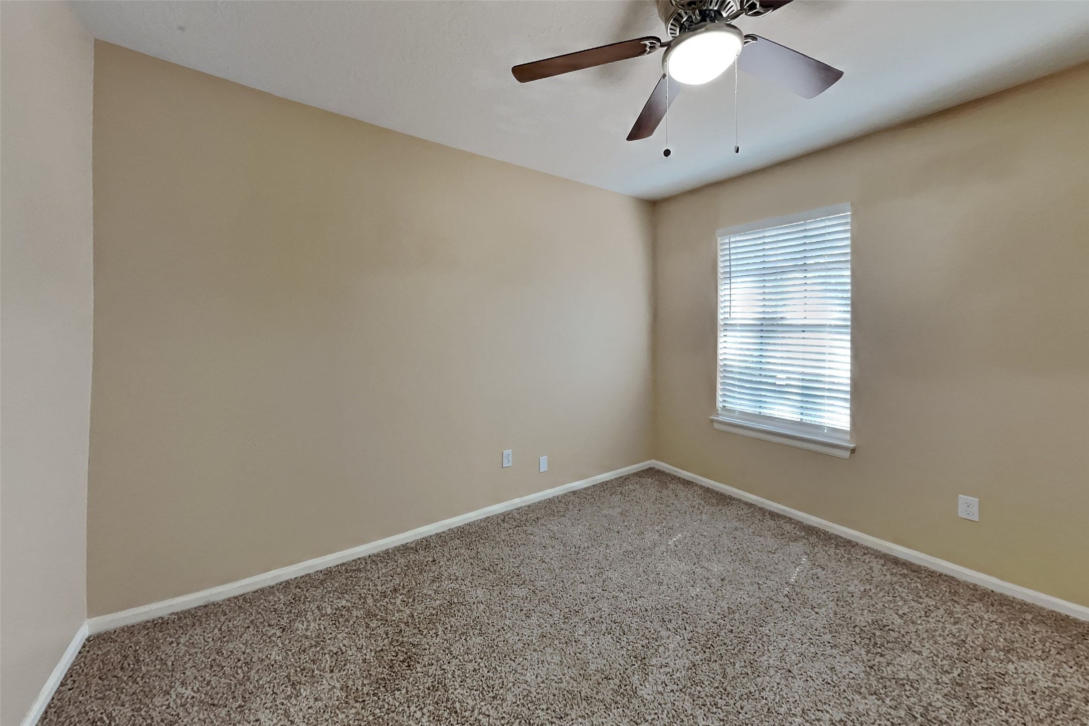 151 E Pathfinders Circle Property Photo 14