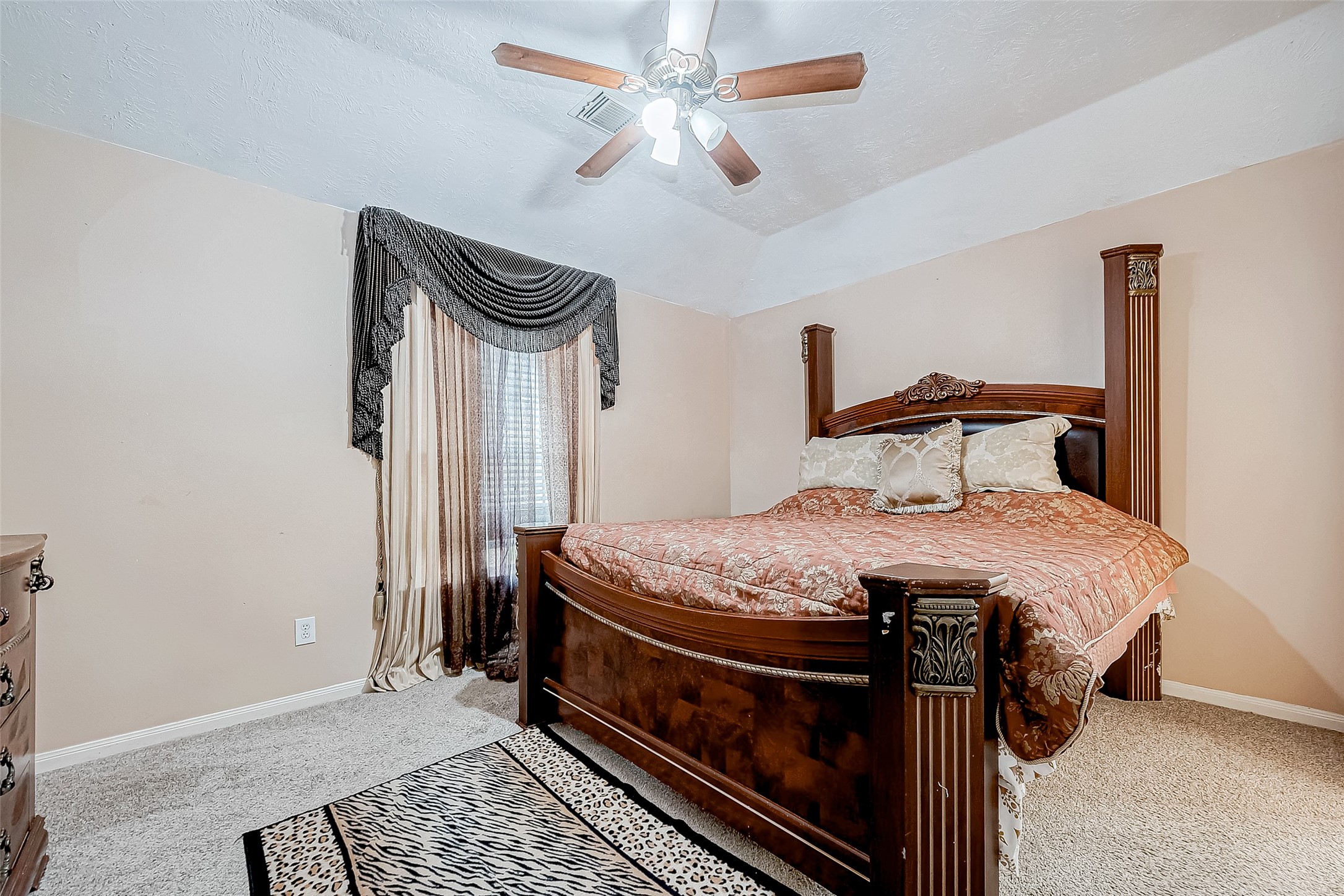 11322 Rock Bridge Lane Property Photo 32