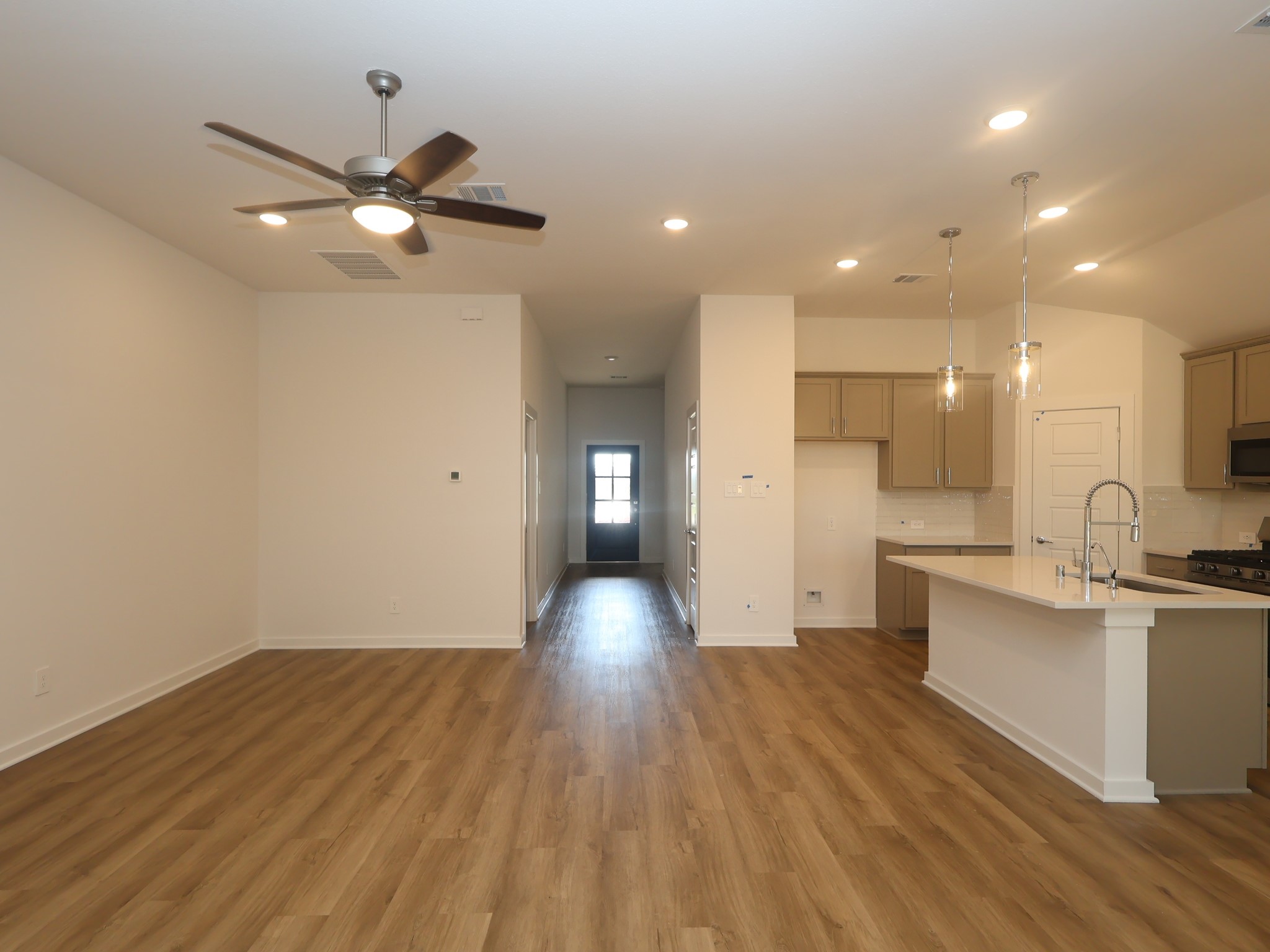 989 Garden Path Drive Property Photo 11