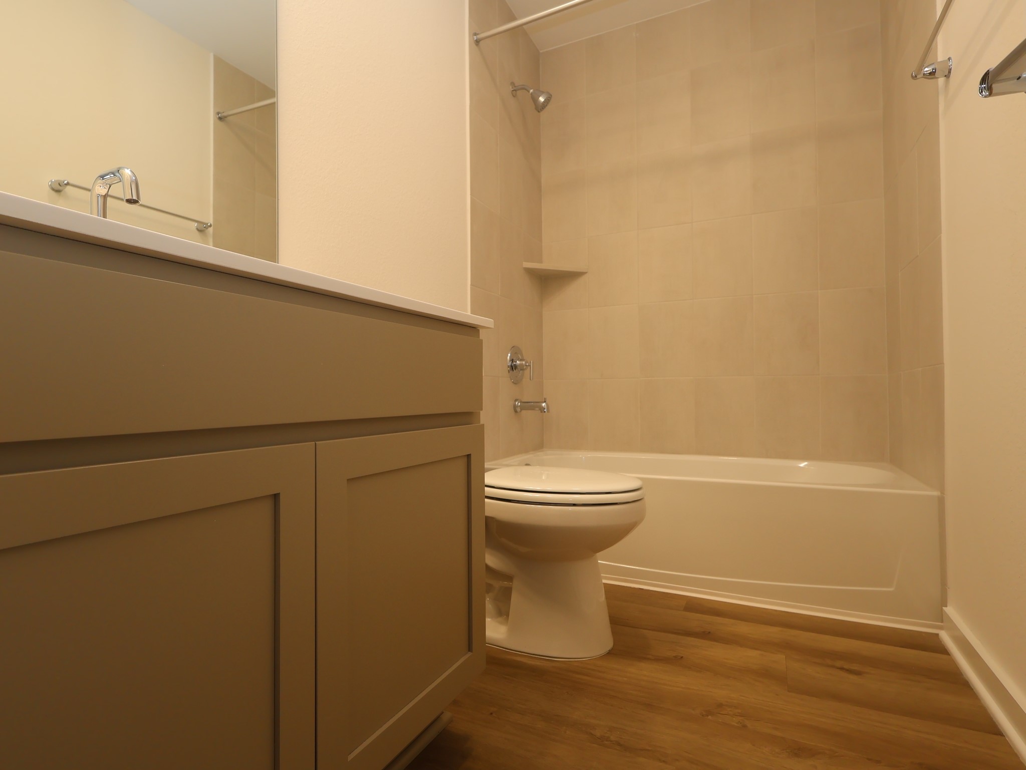 989 Garden Path Drive Property Photo 19