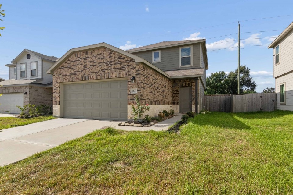 2038 Summer Night Drive Property Photo 1