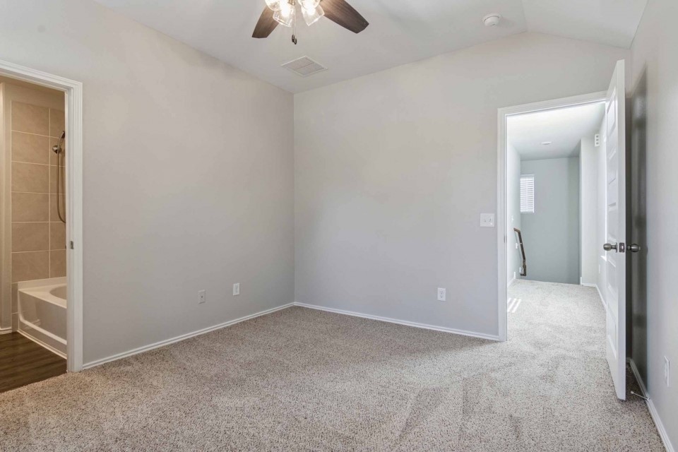 2038 Summer Night Drive Property Photo 13