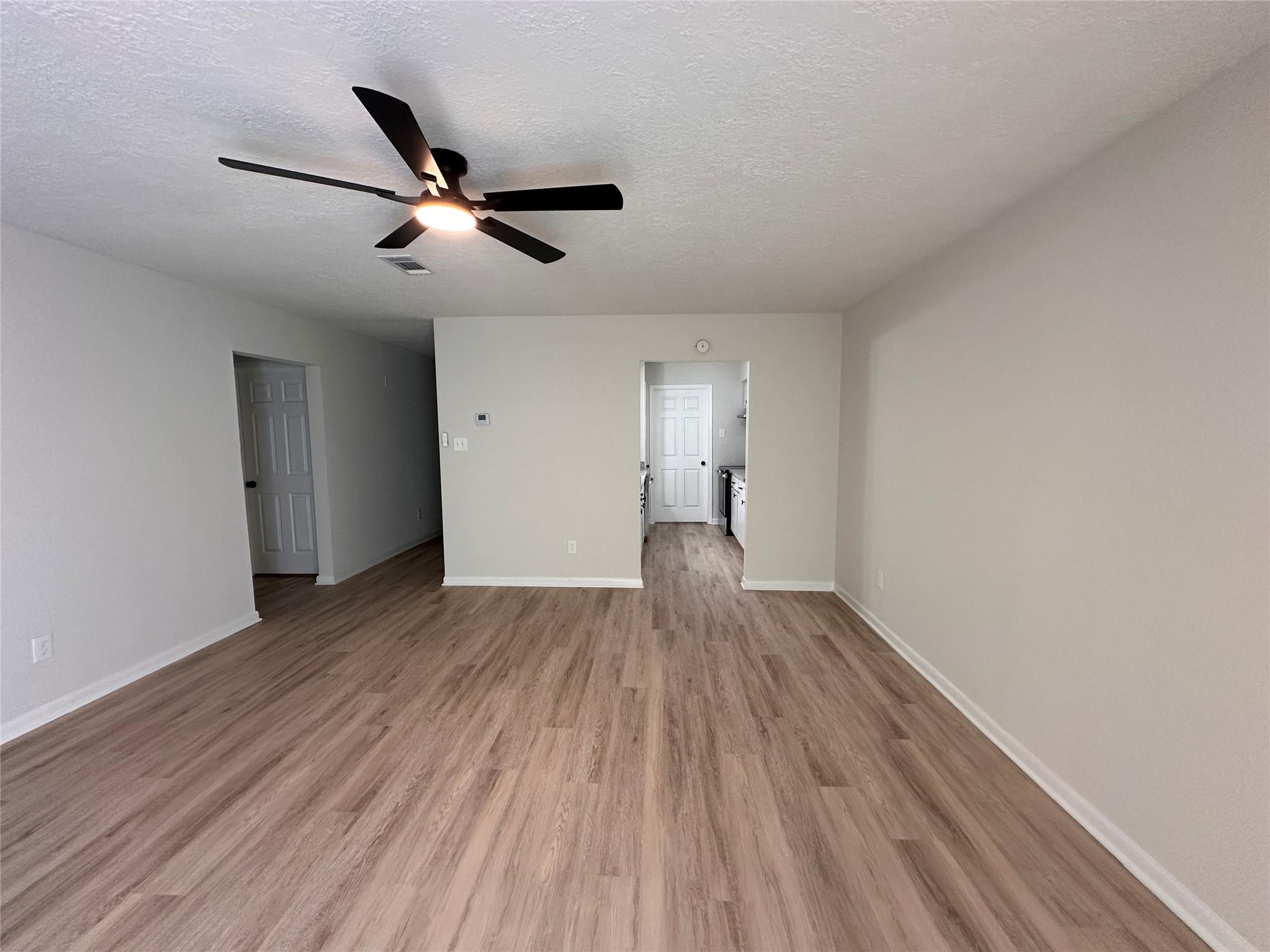733 Pine Avenue Property Photo 7
