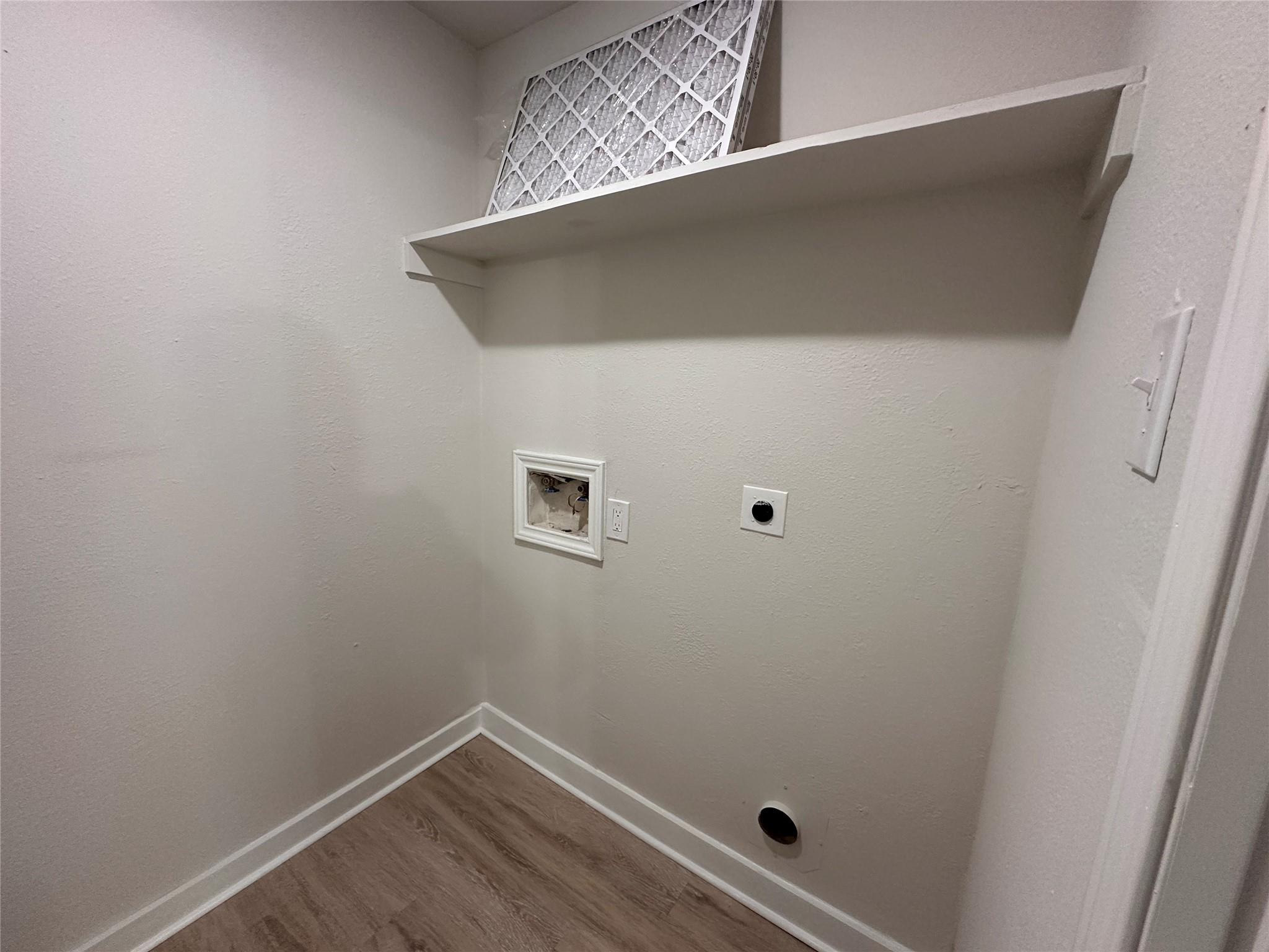 733 Pine Avenue Property Photo 11