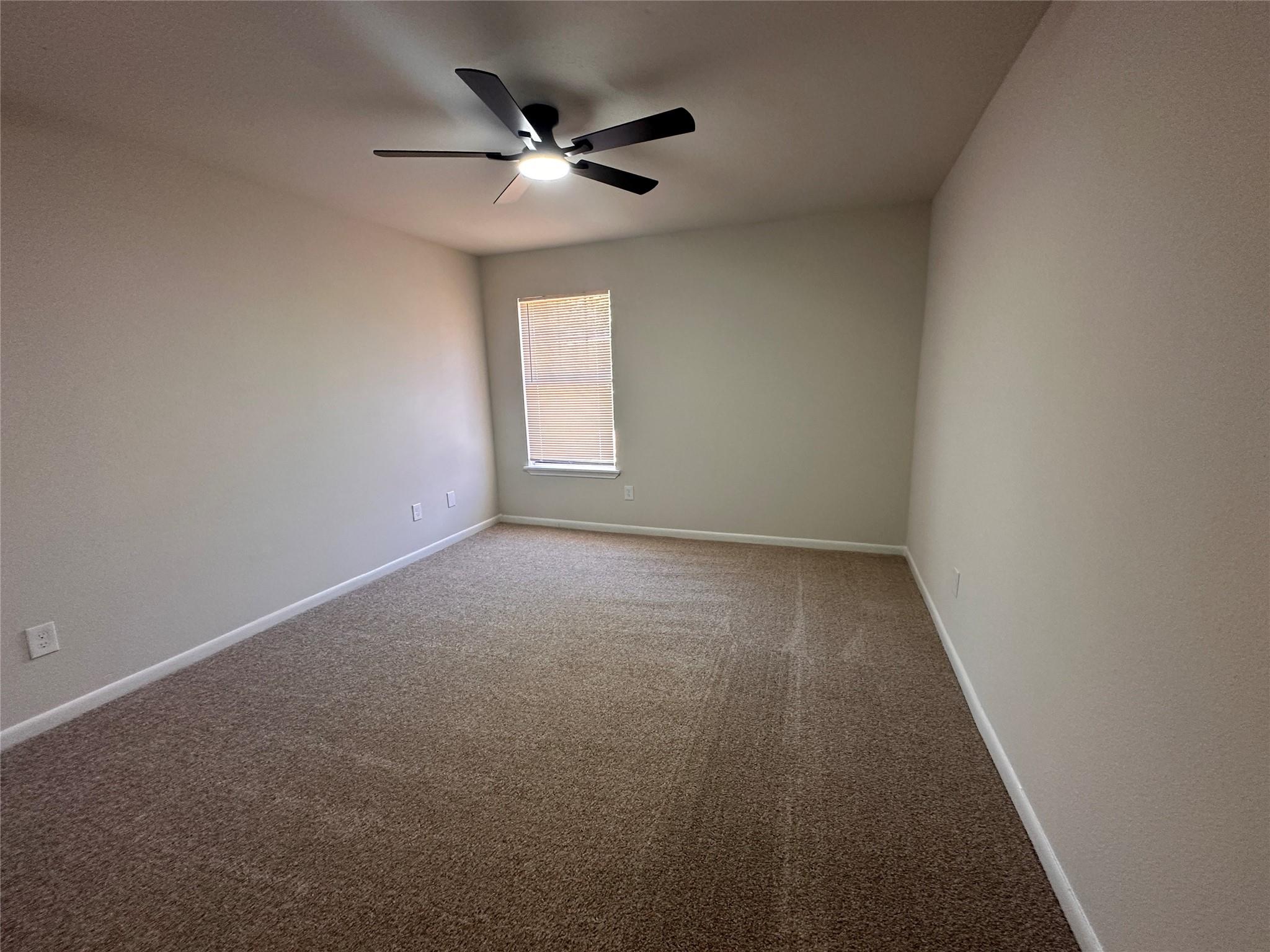 733 Pine Avenue Property Photo 13