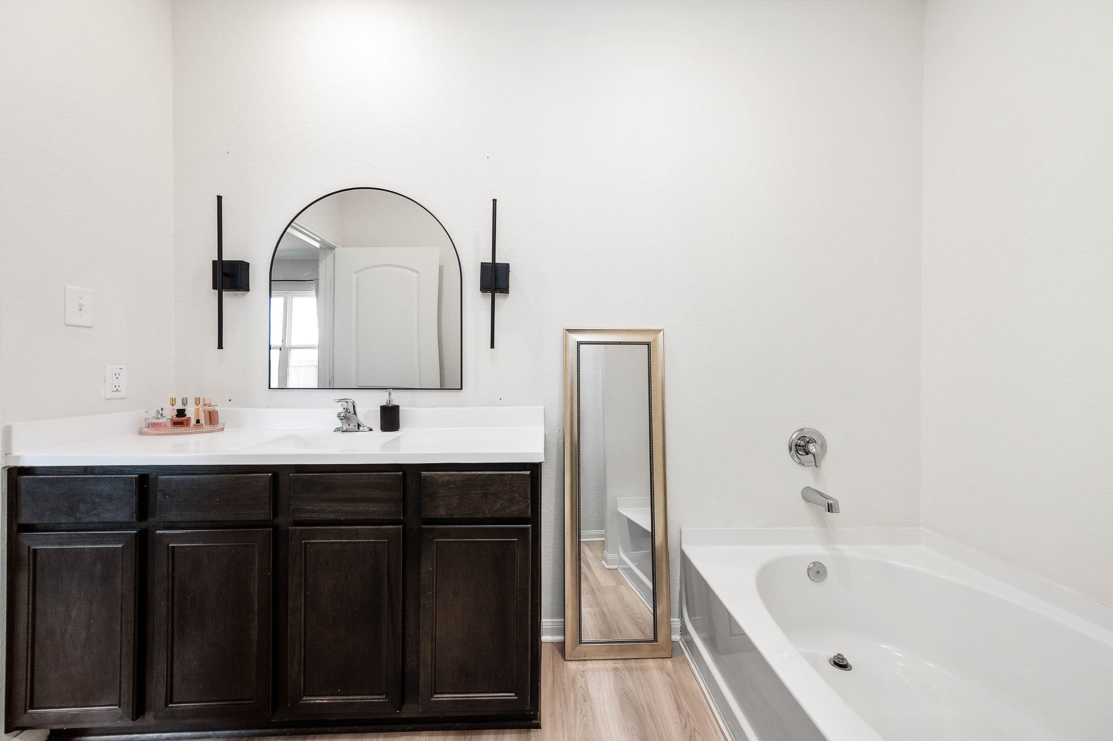 22402 Kennons Way Property Photo 19