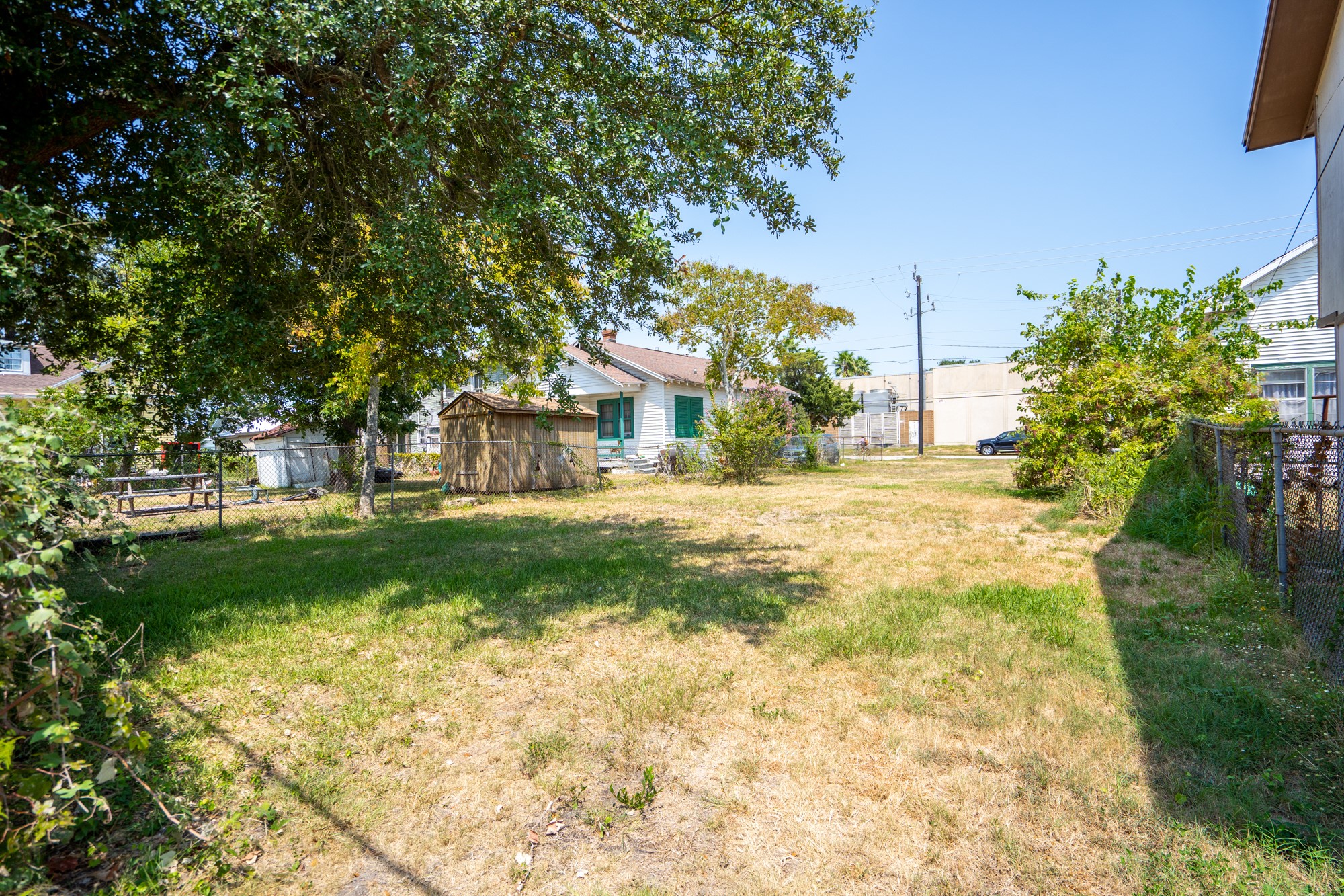 3615 Avenue N Property Photo 6