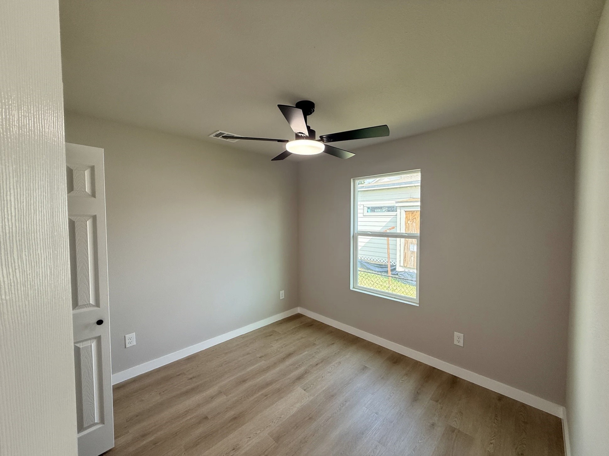7909 Ford Street Property Photo 5
