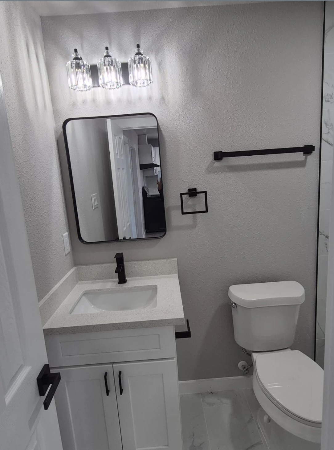 7909 Ford Street Property Photo 9