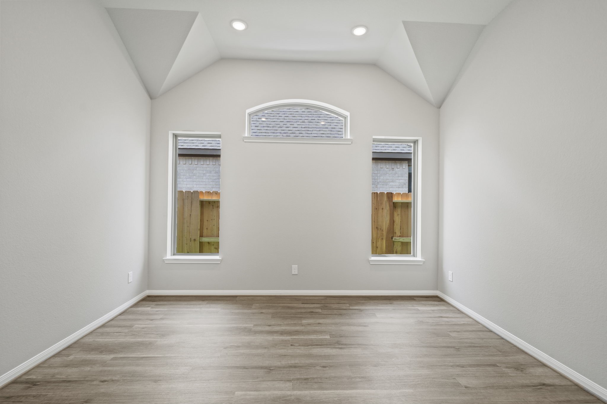 16515 Jolly Dawn Drive Property Photo 10