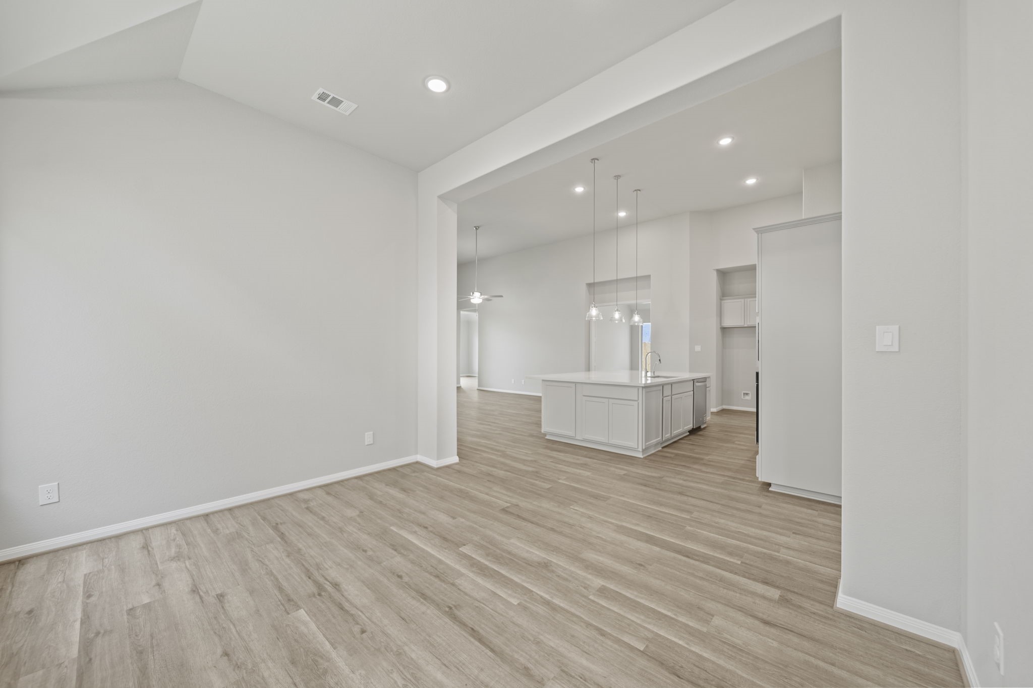 16515 Jolly Dawn Drive Property Photo 11