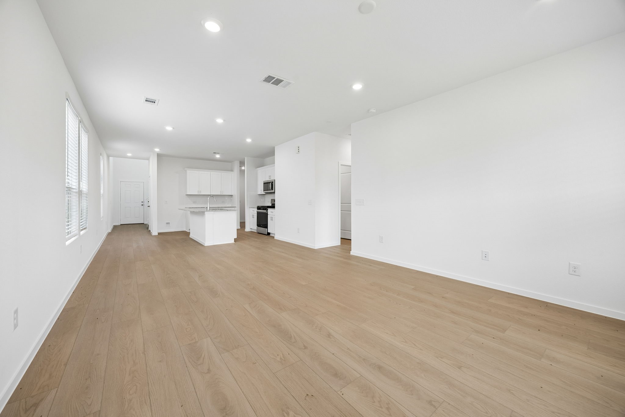 15877 Blass Valley Drive Property Photo 9