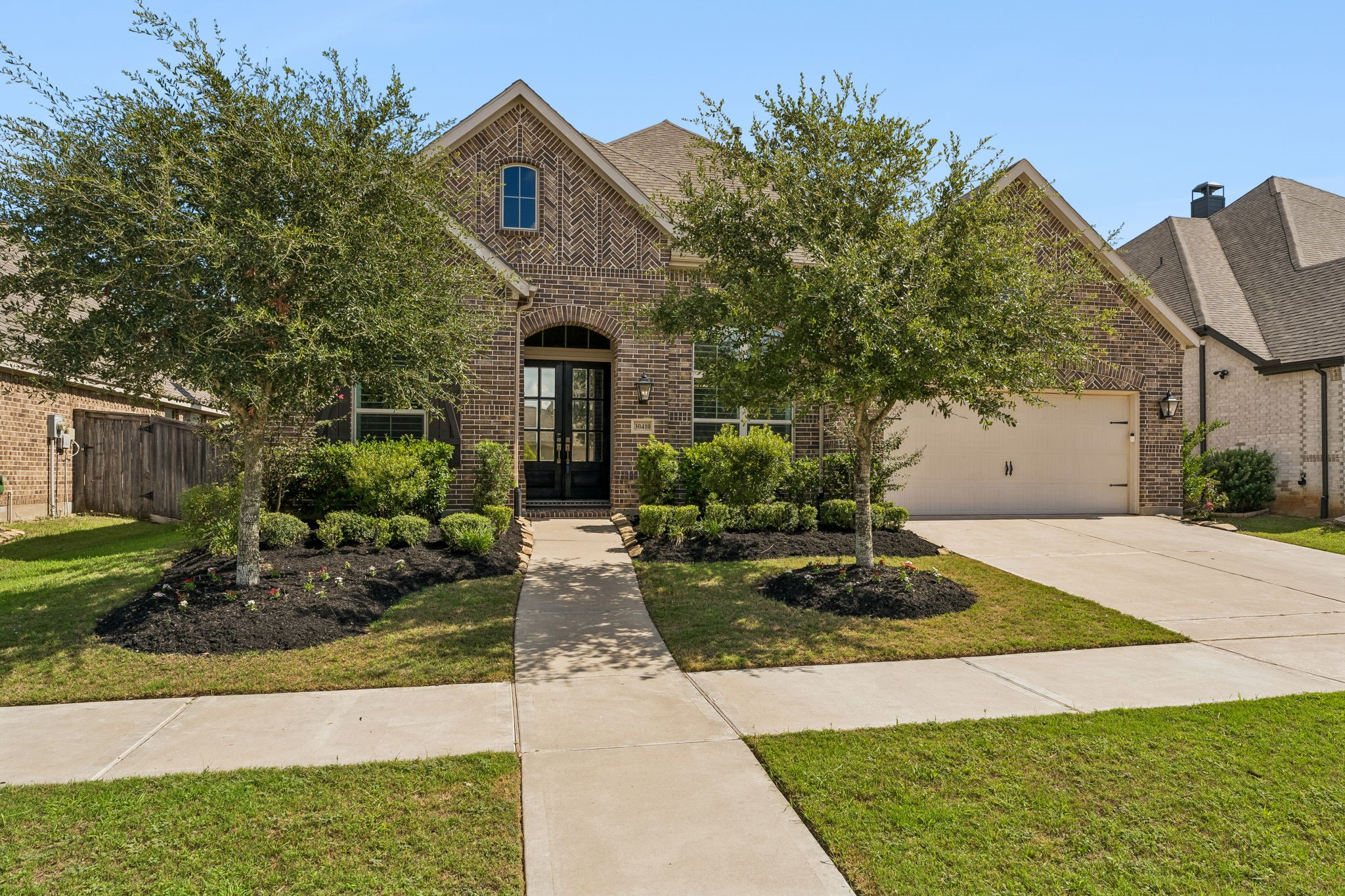 30410 Myrtle Oak Drive Property Photo 1