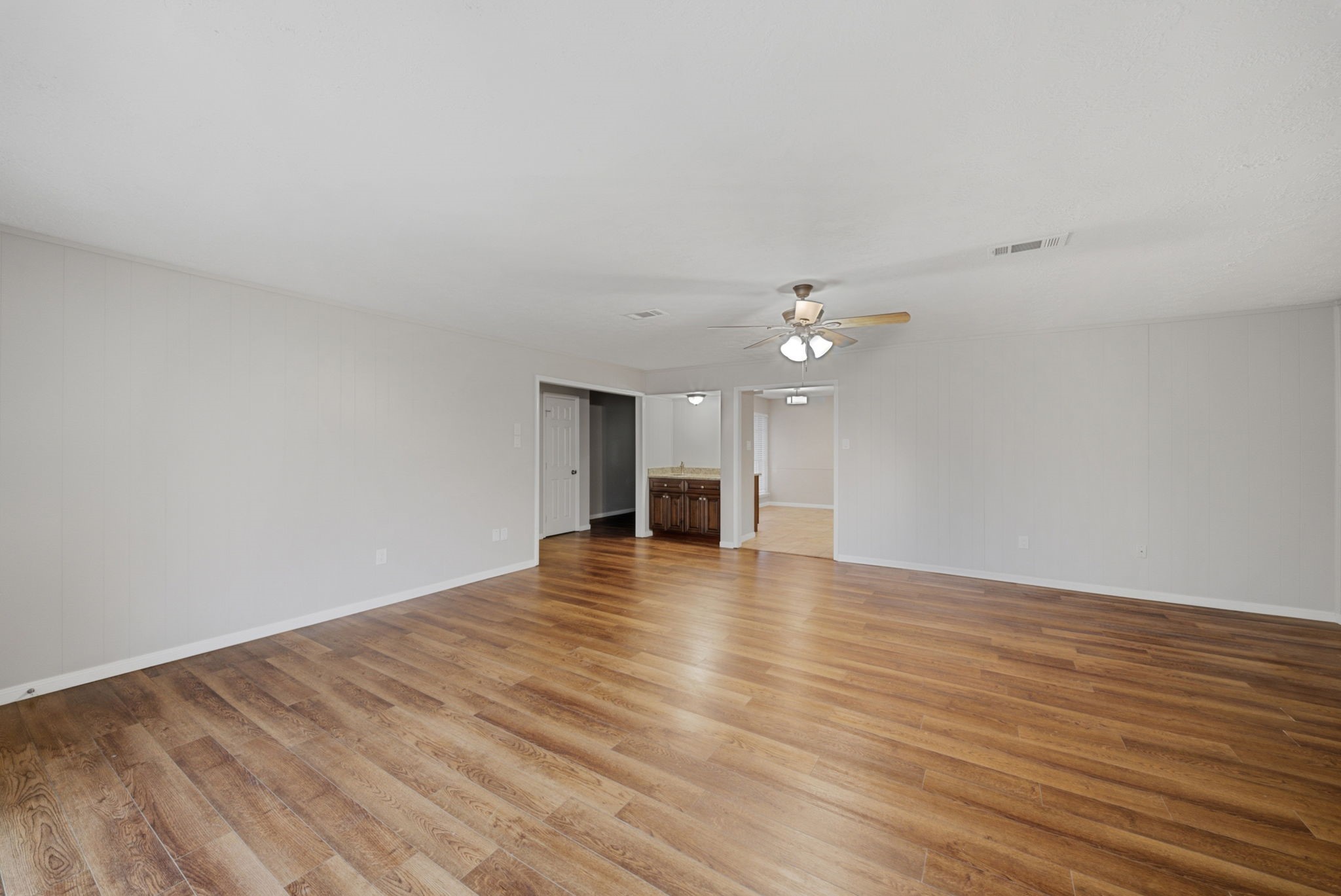 16611 Ben Ledi Drive Property Photo 3