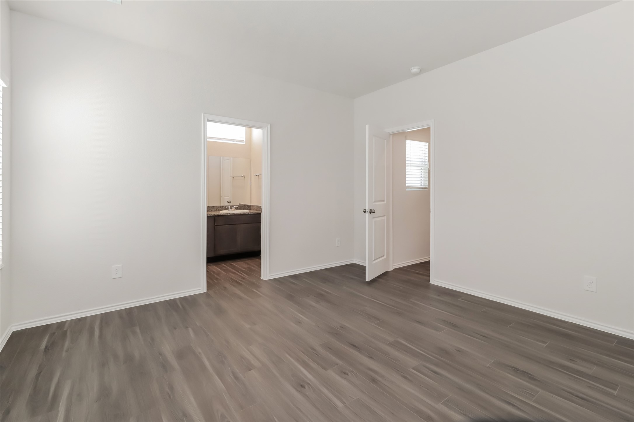 15342 Estrella West Property Photo 6