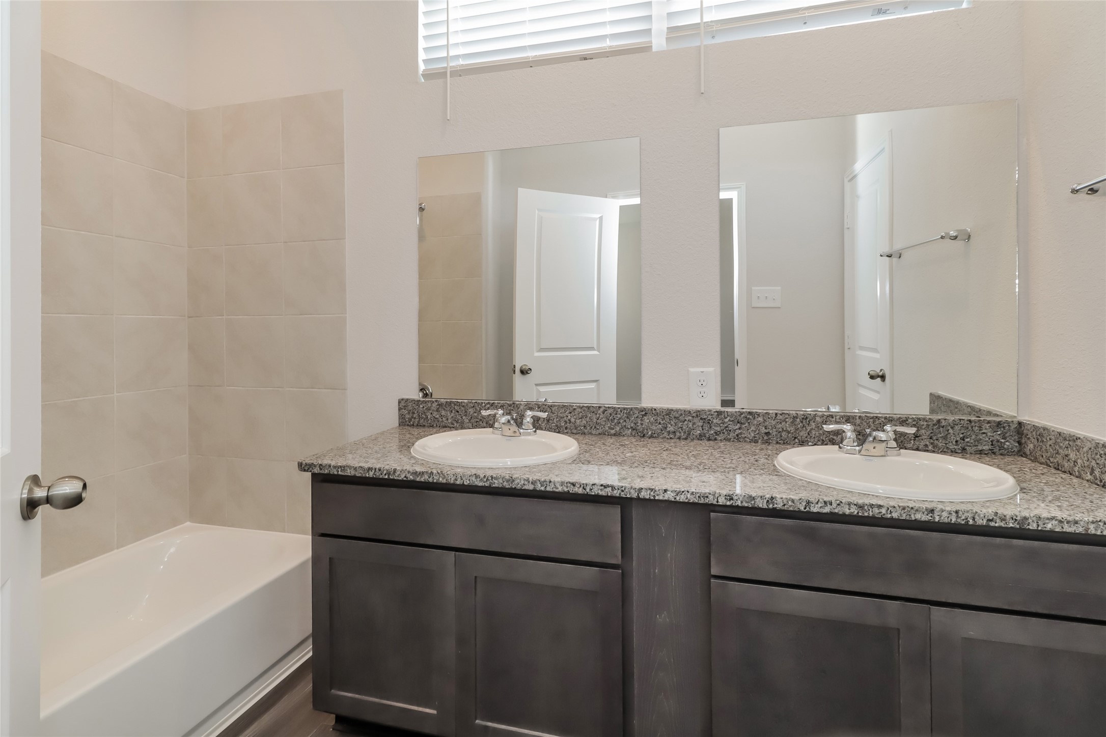 15342 Estrella West Property Photo 8