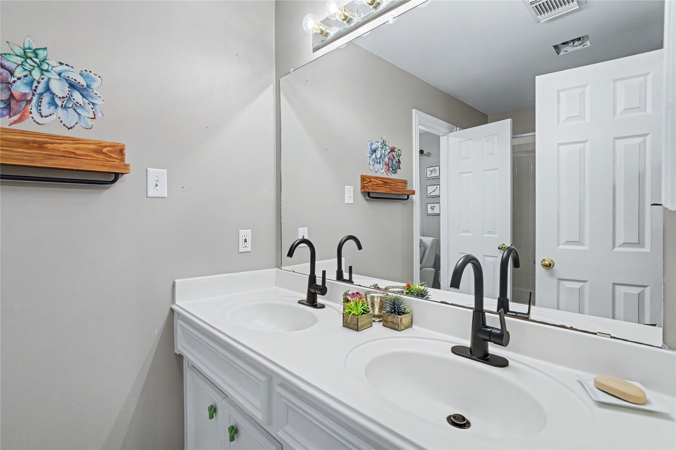 4250 Noble Oak Trail Property Photo 16
