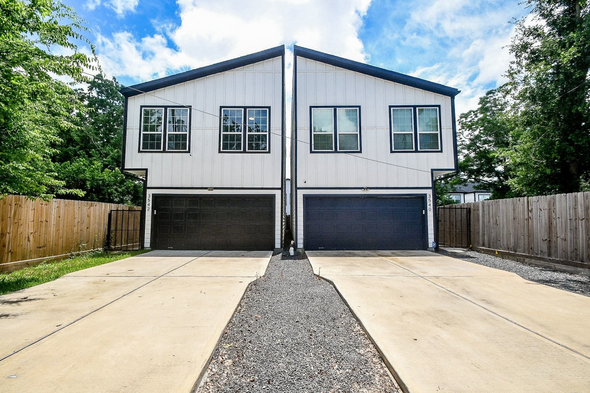 3542 Nathaniel Brown Street Property Photo 3