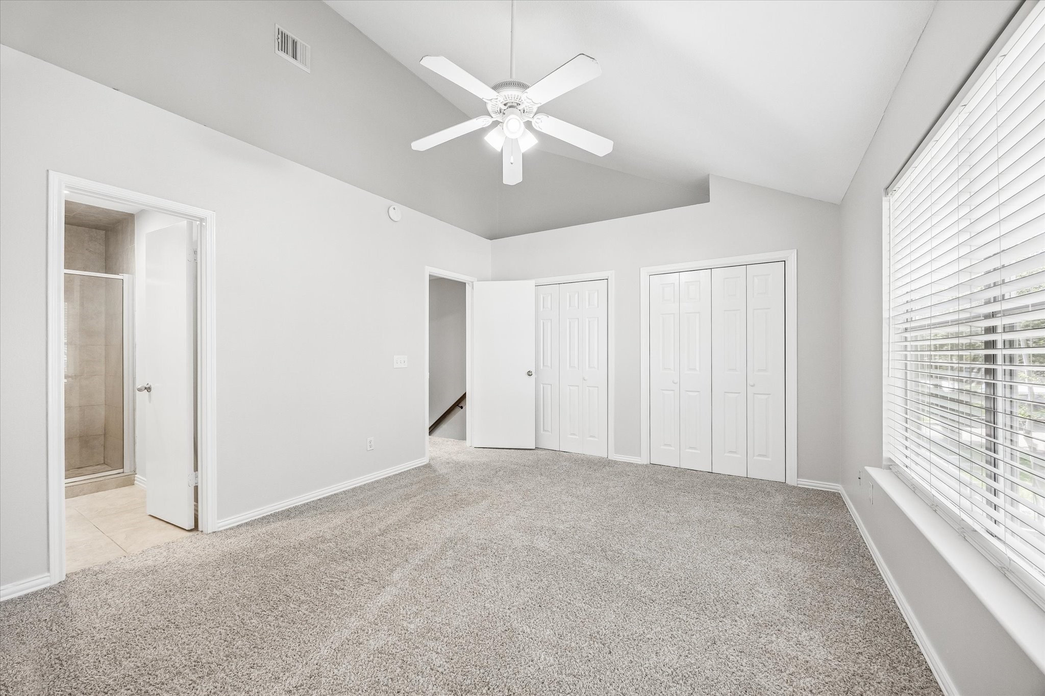 2930 Grants Lake Boulevard 2104 Property Photo 10