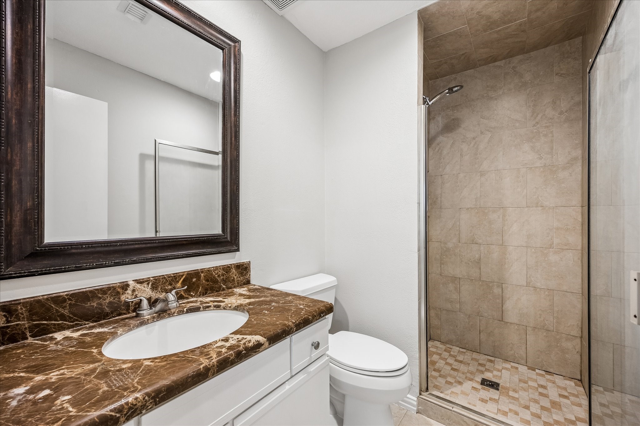 2930 Grants Lake Boulevard 2104 Property Photo 11