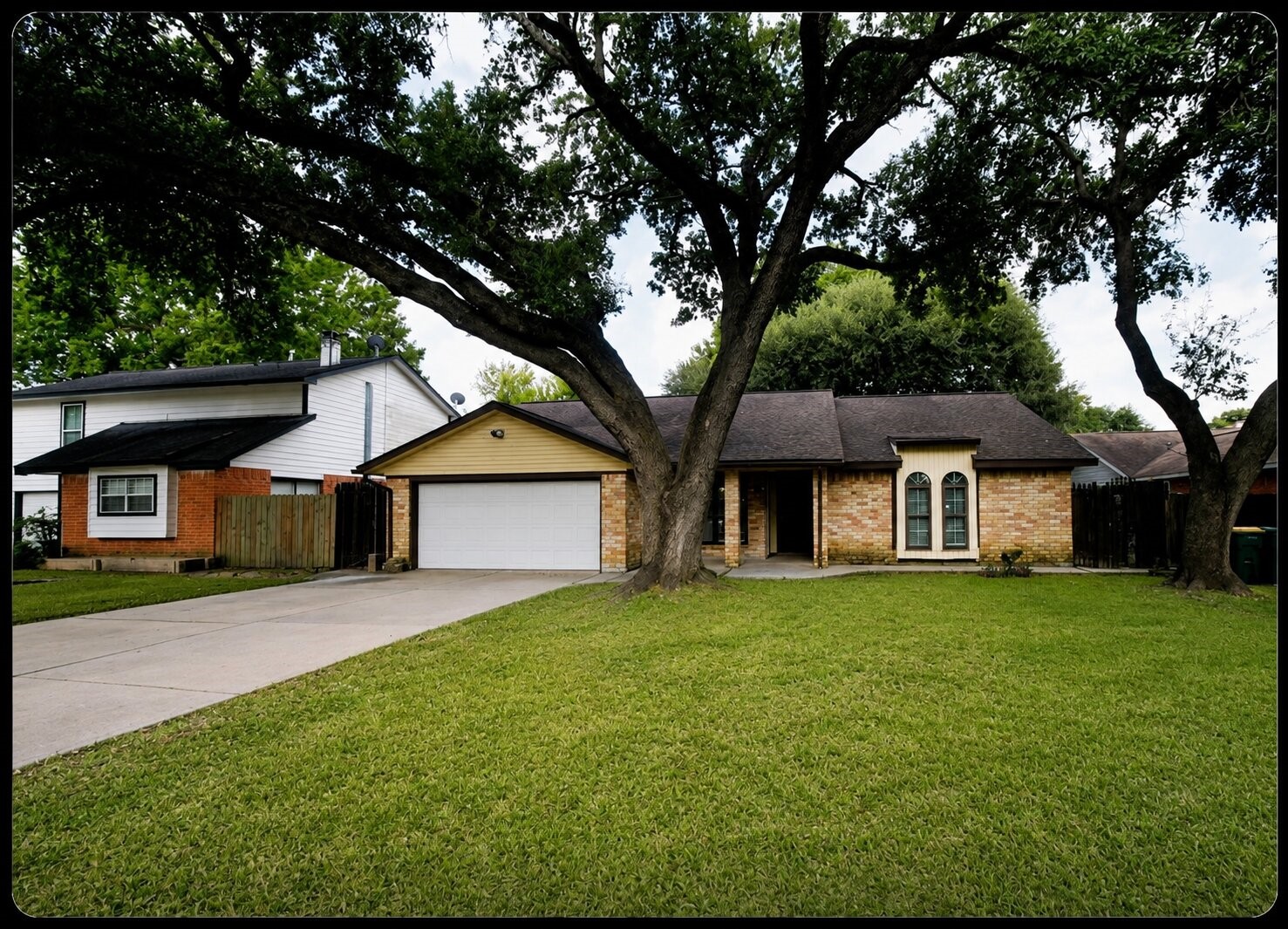 510 Chambly Drive Property Photo 1