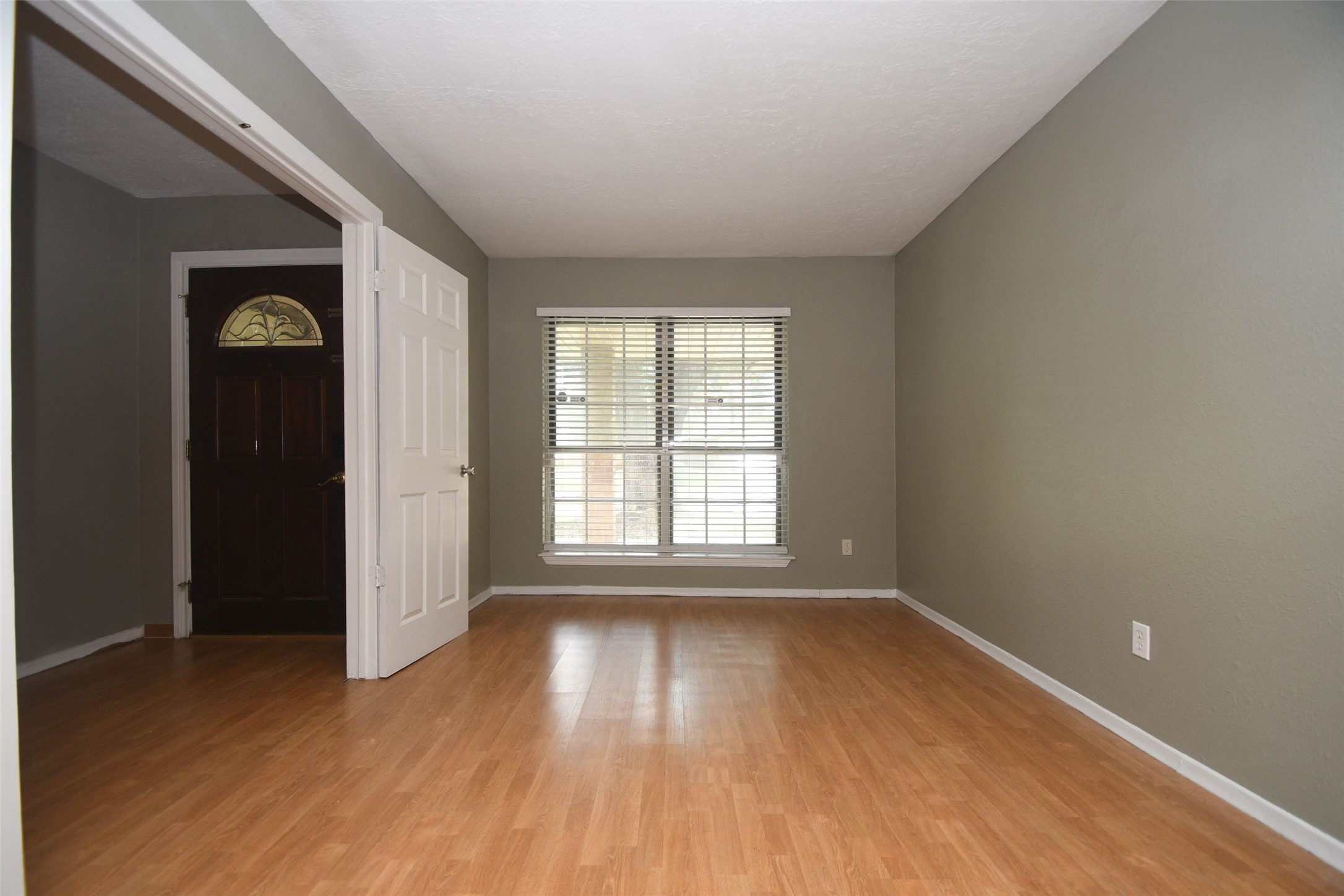 510 Chambly Drive Property Photo 7