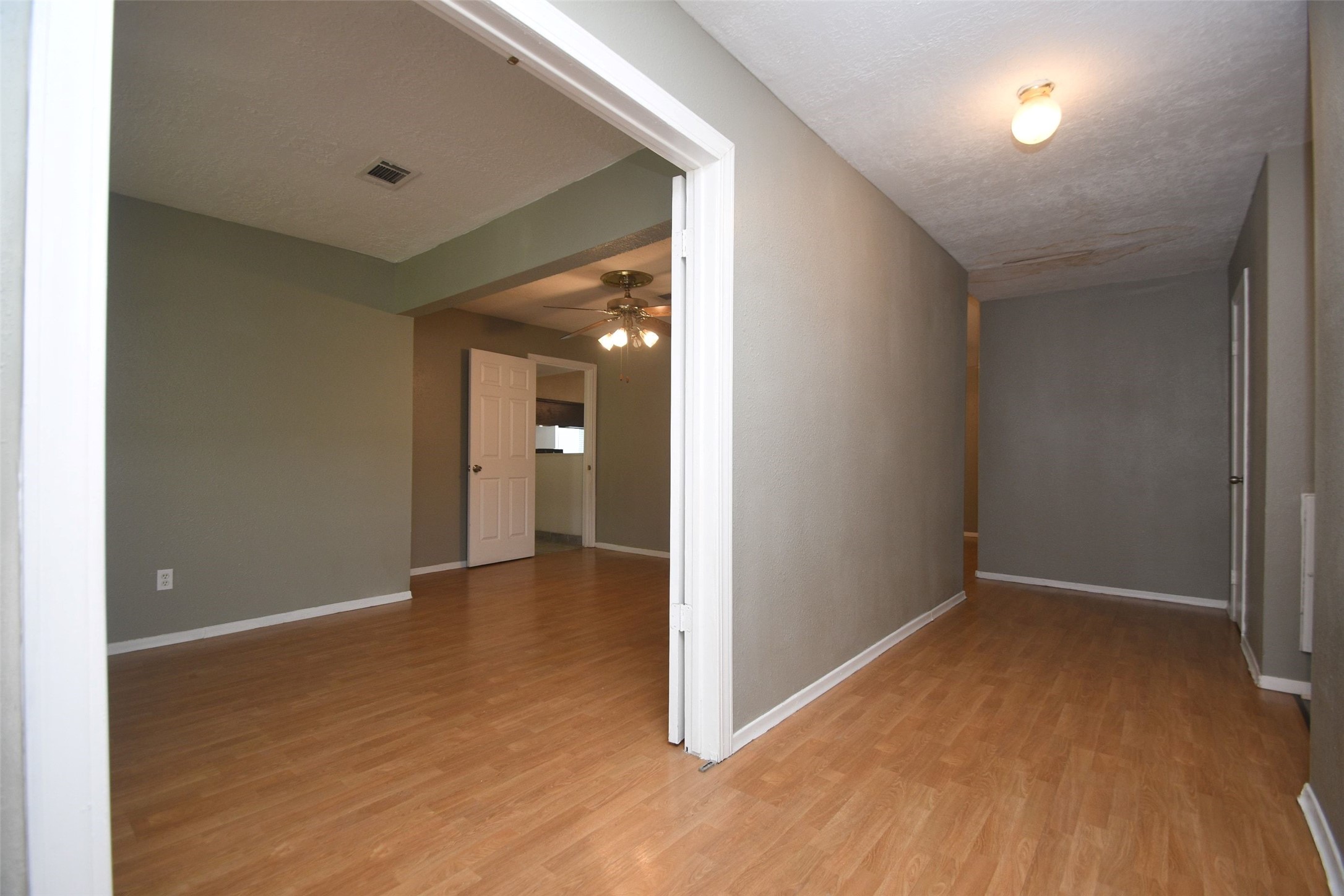 510 Chambly Drive Property Photo 9