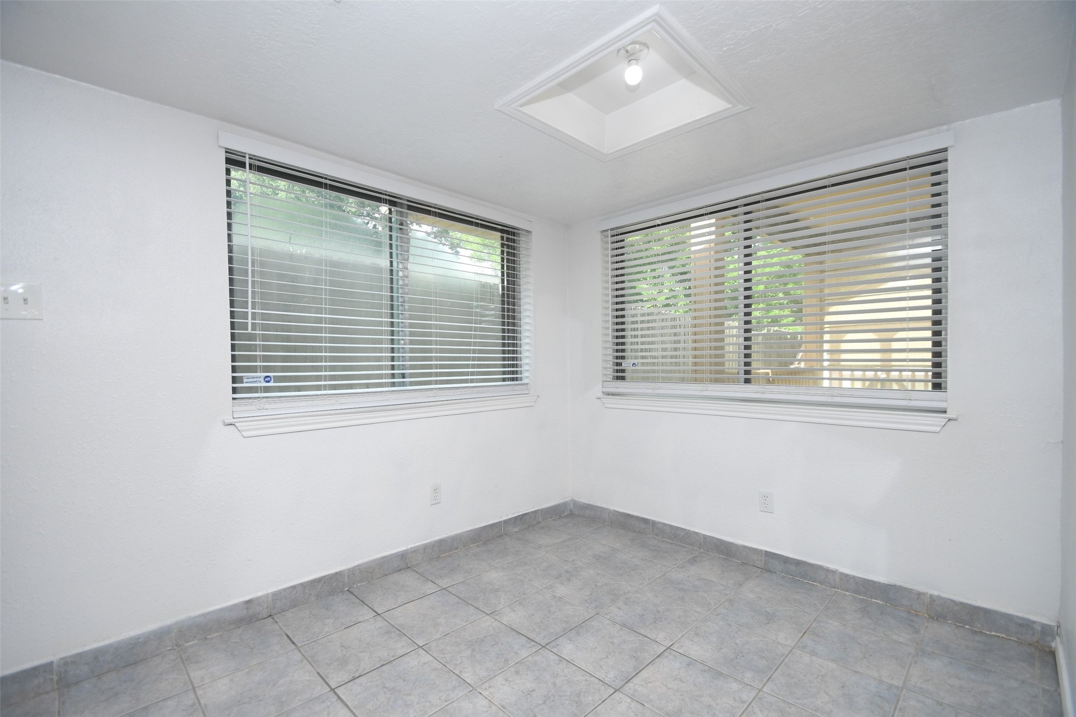 510 Chambly Drive Property Photo 31