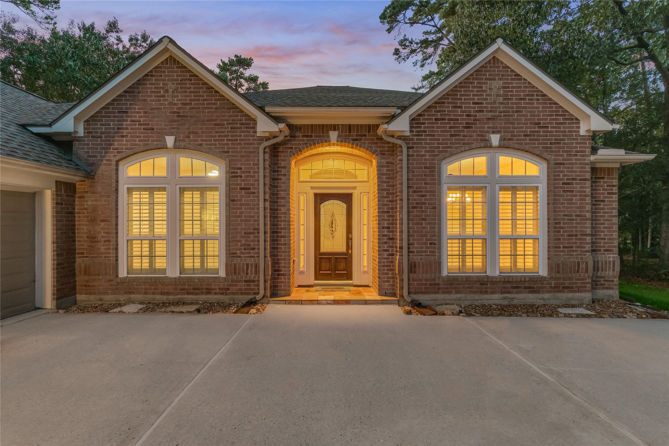 11 Brookwood Court Property Photo 5