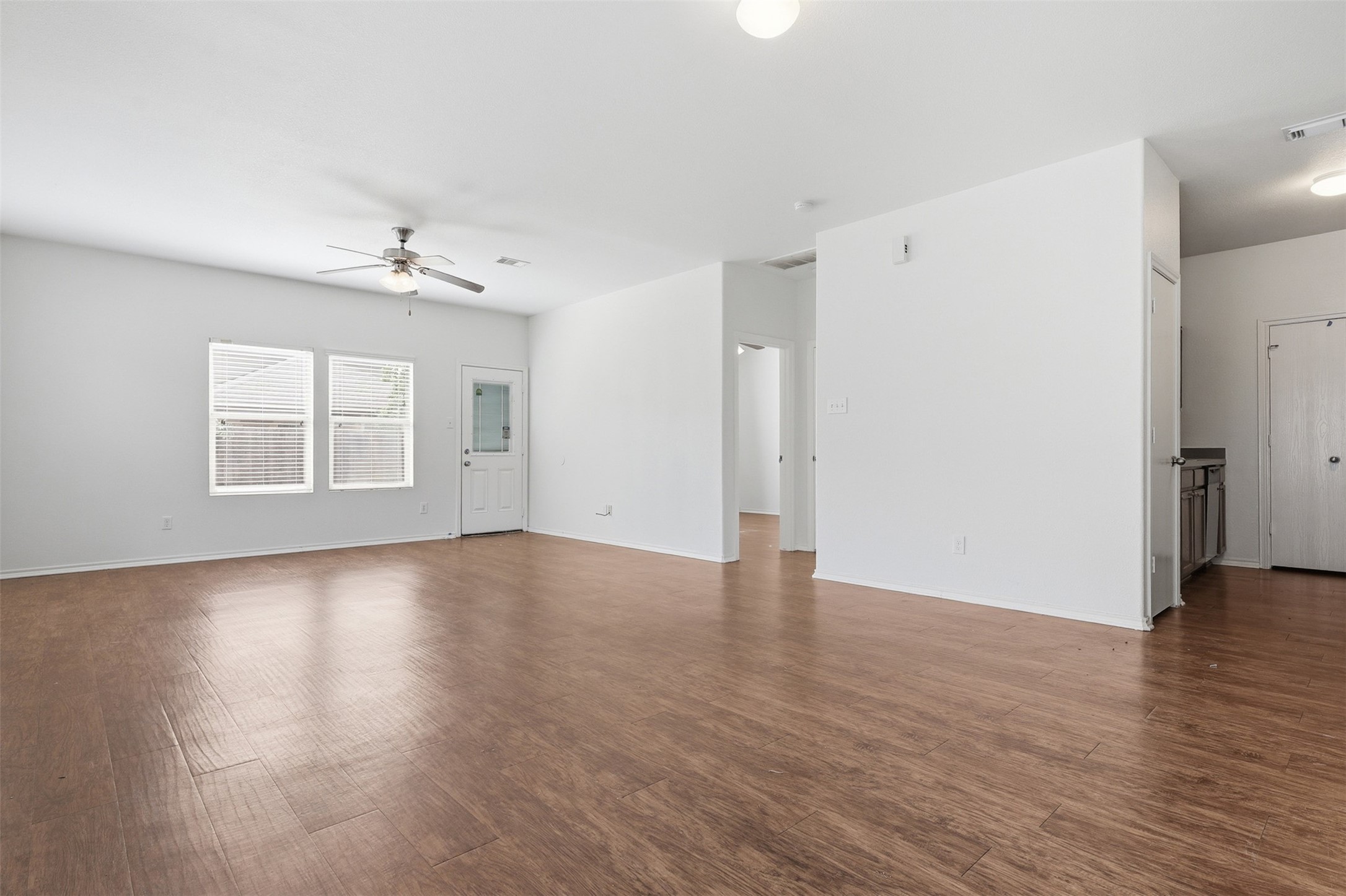 12219 Turchin Drive Property Photo 3