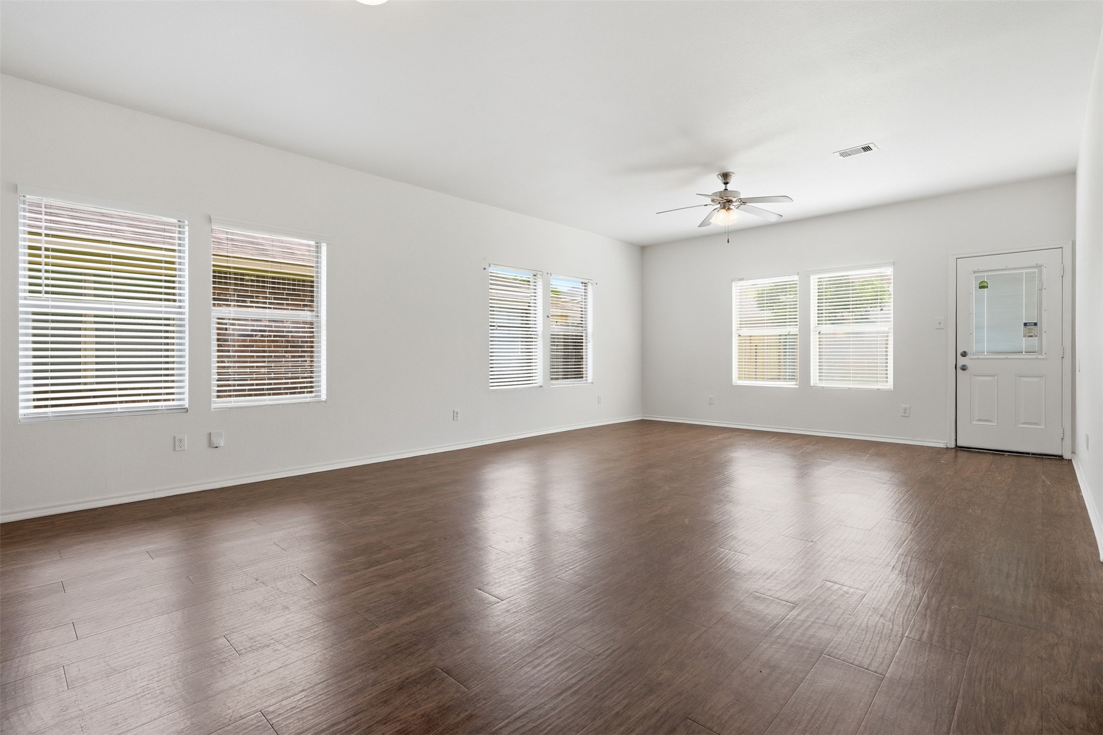 12219 Turchin Drive Property Photo 4