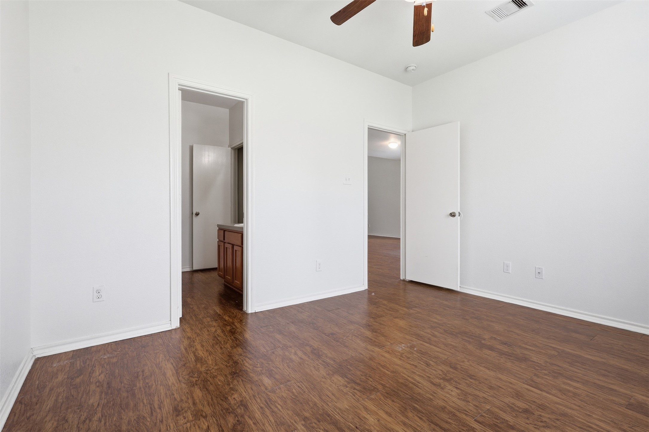 12219 Turchin Drive Property Photo 5