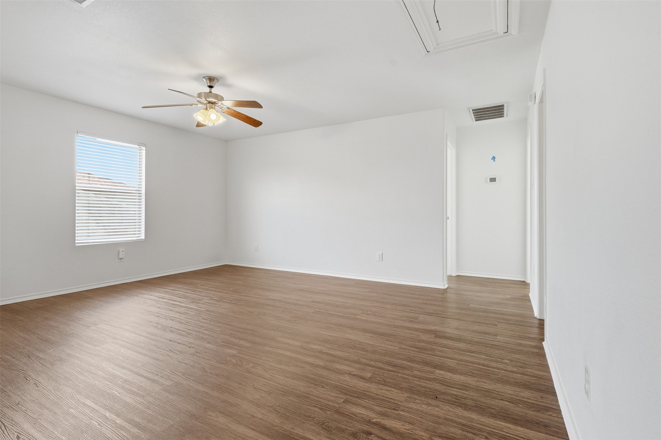 12219 Turchin Drive Property Photo 10