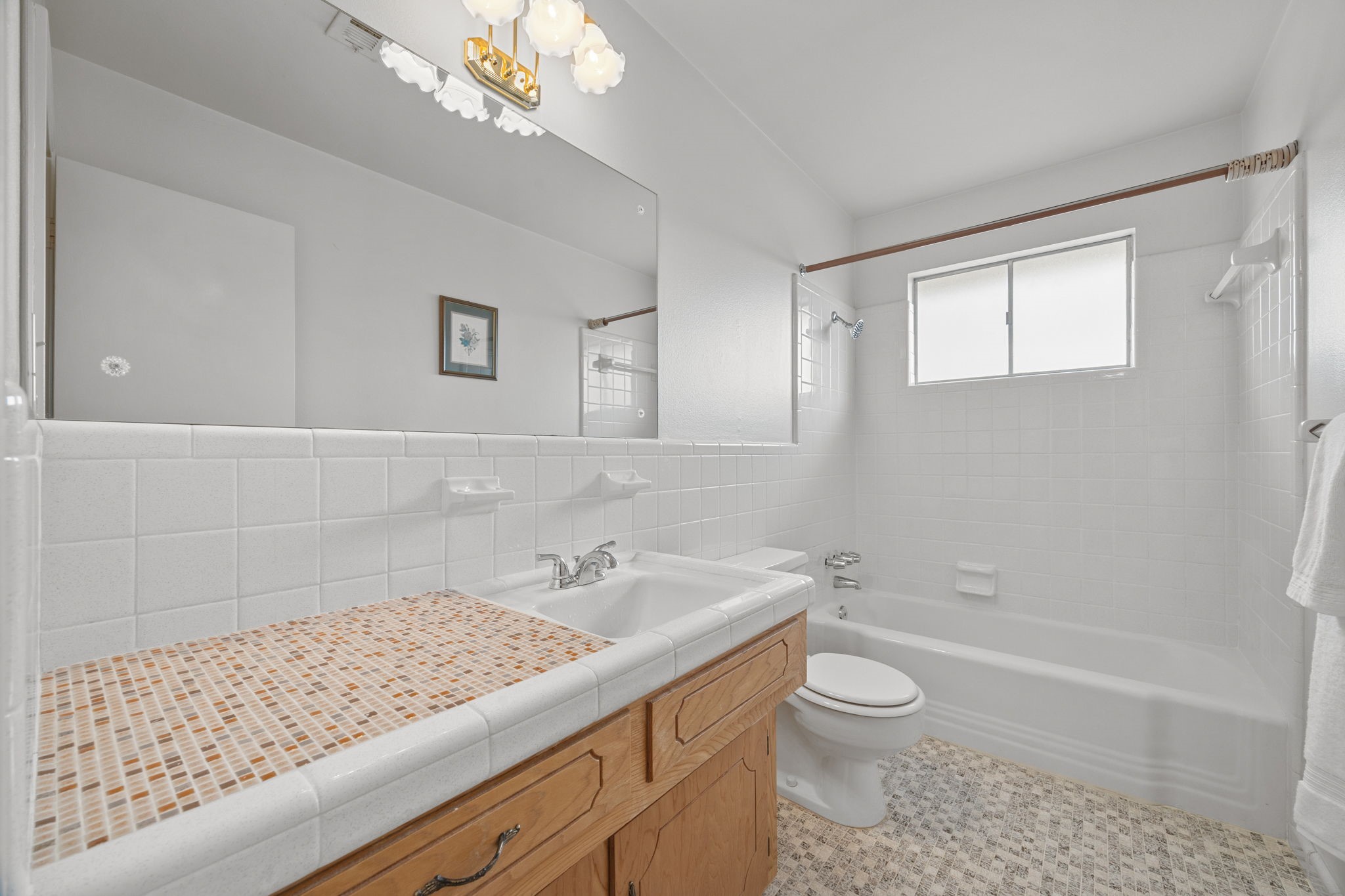 4027 Freeton Street Property Photo 20