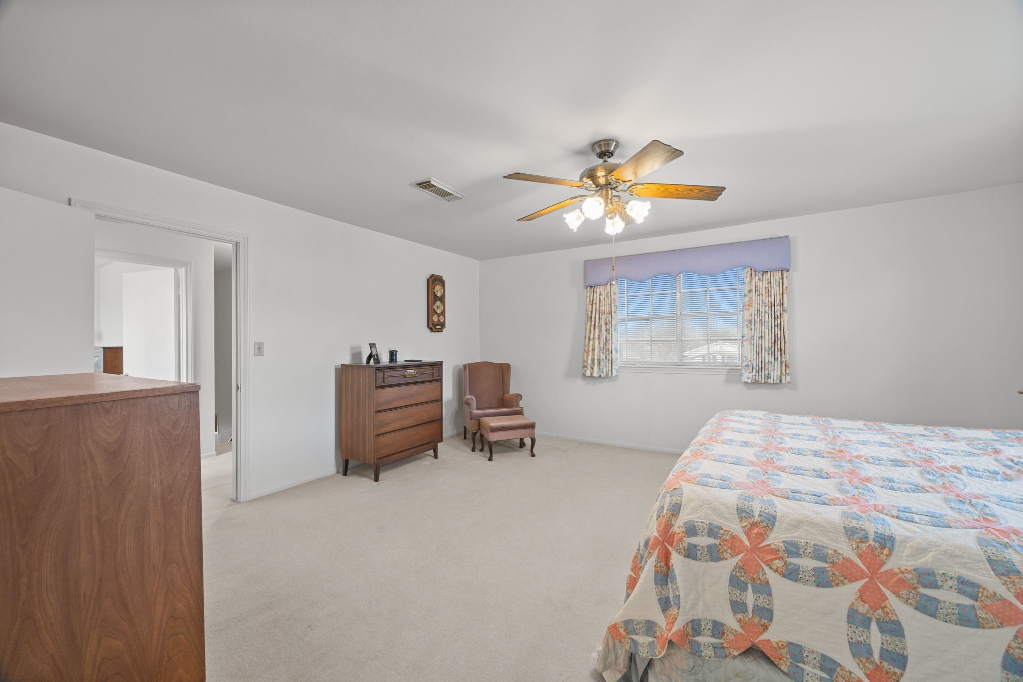 4027 Freeton Street Property Photo 22