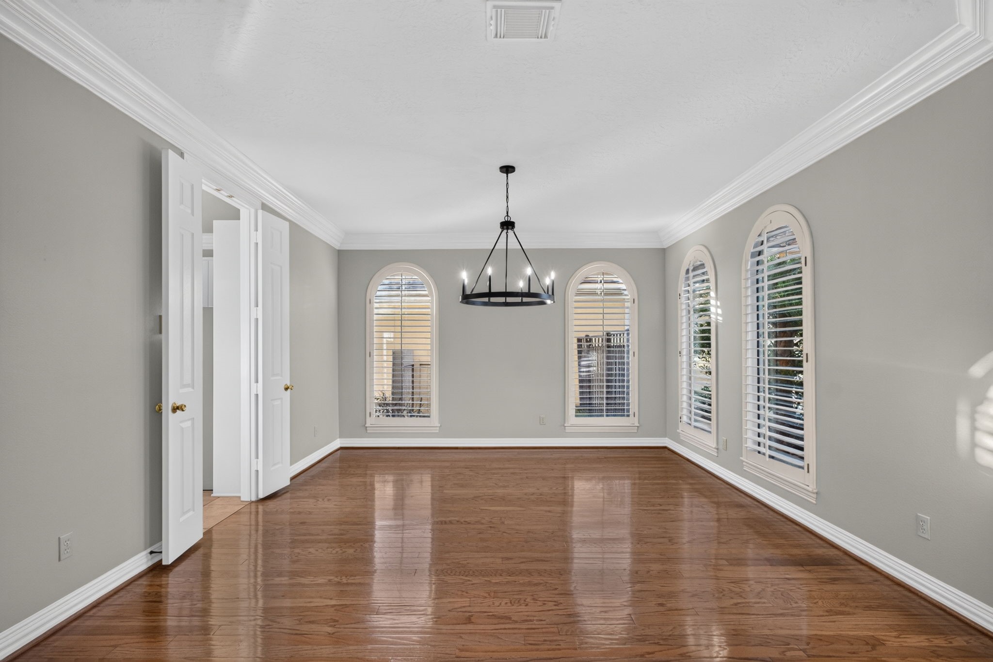 13511 Indigo Lake Property Photo 7
