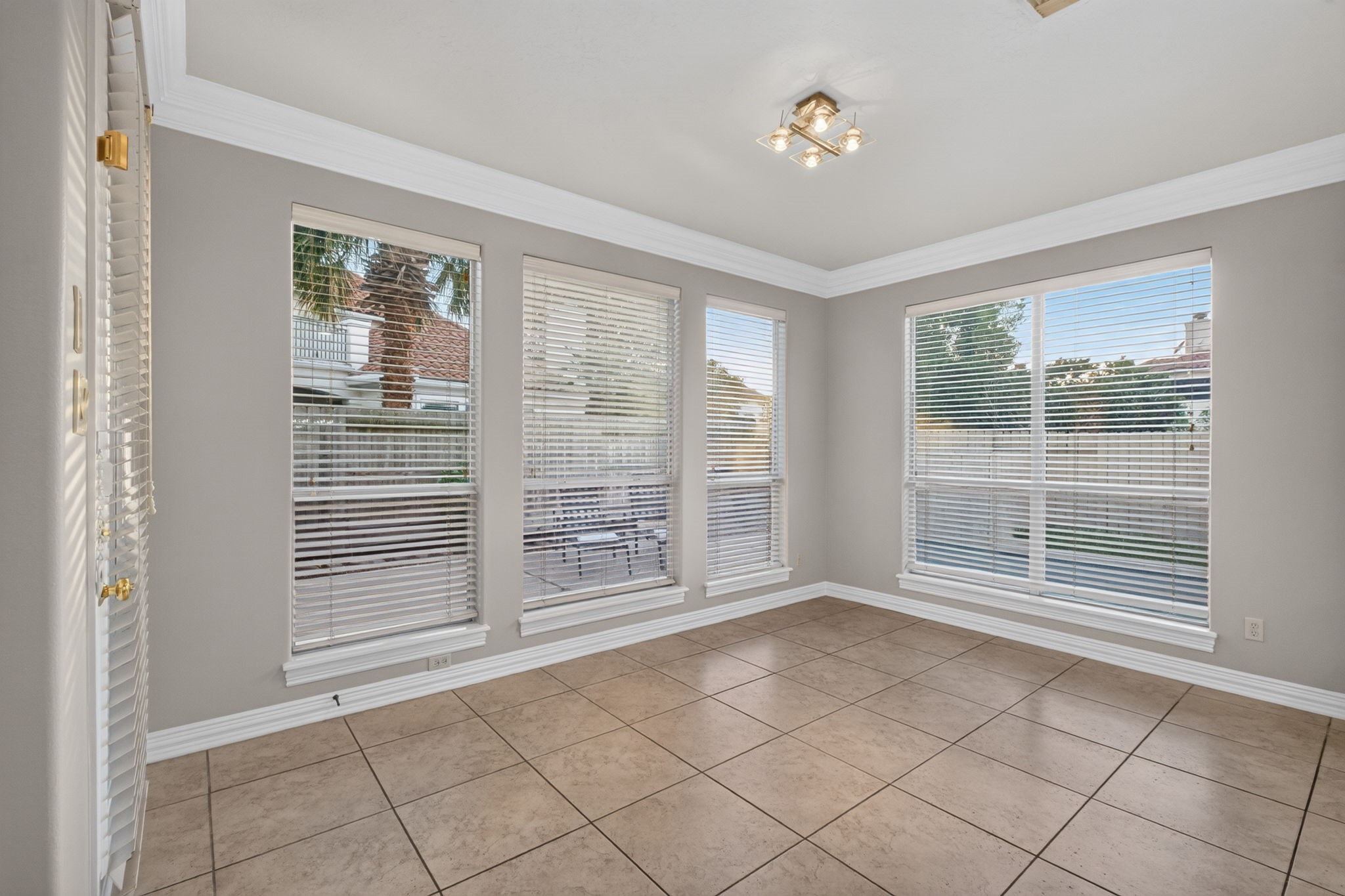 13511 Indigo Lake Property Photo 13