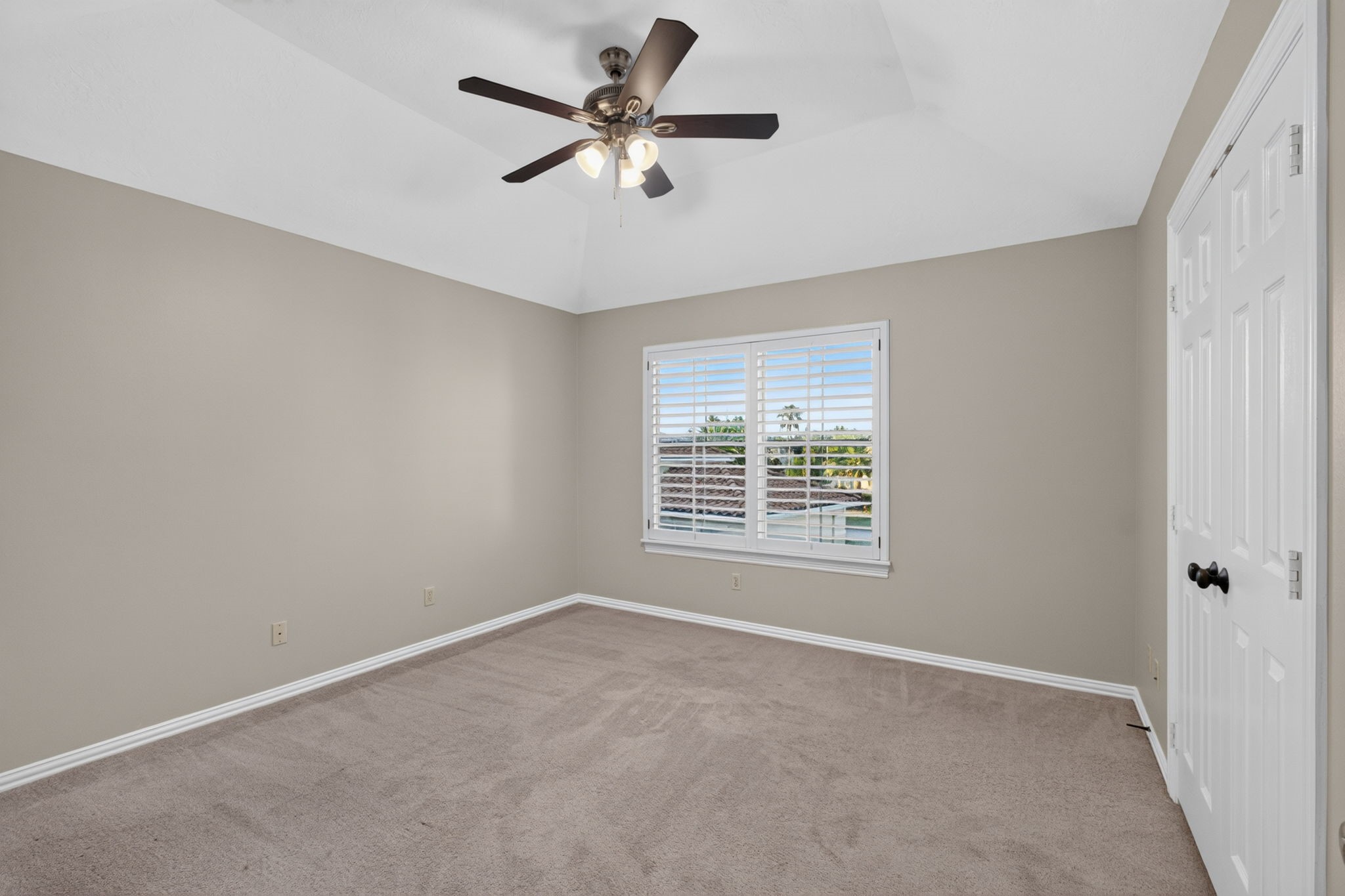 13511 Indigo Lake Property Photo 31