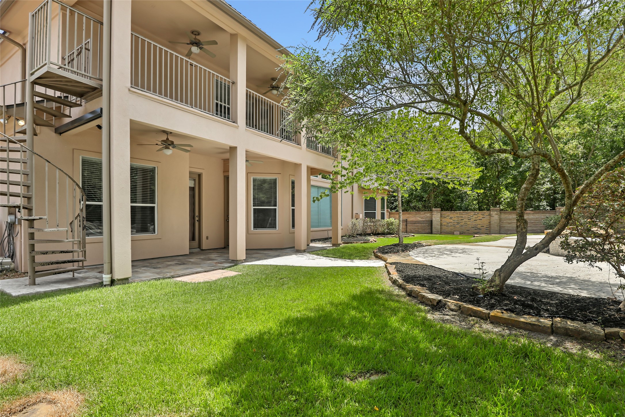 14115 Norhill Pointe Drive Property Photo 6