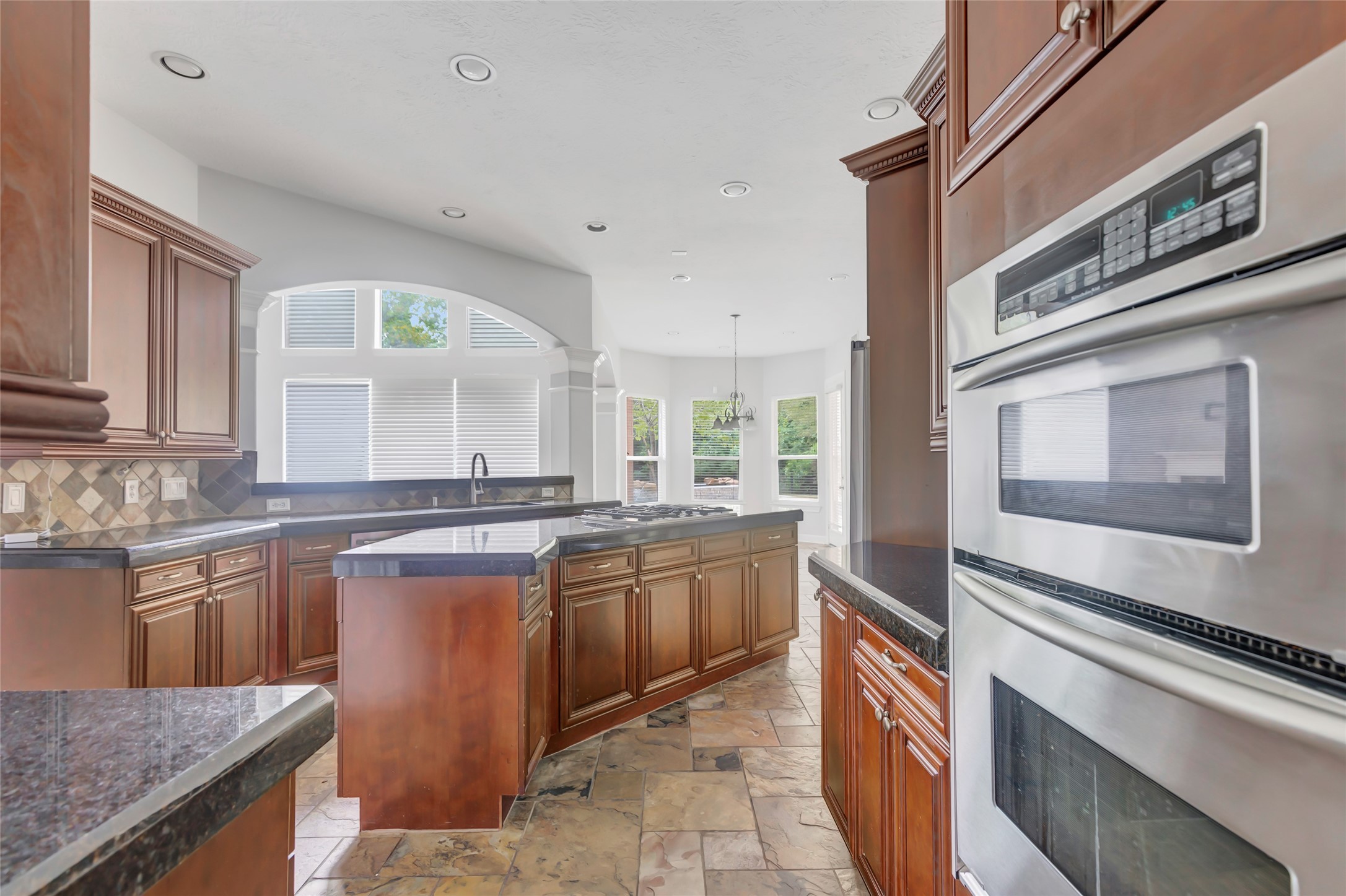 14115 Norhill Pointe Drive Property Photo 24