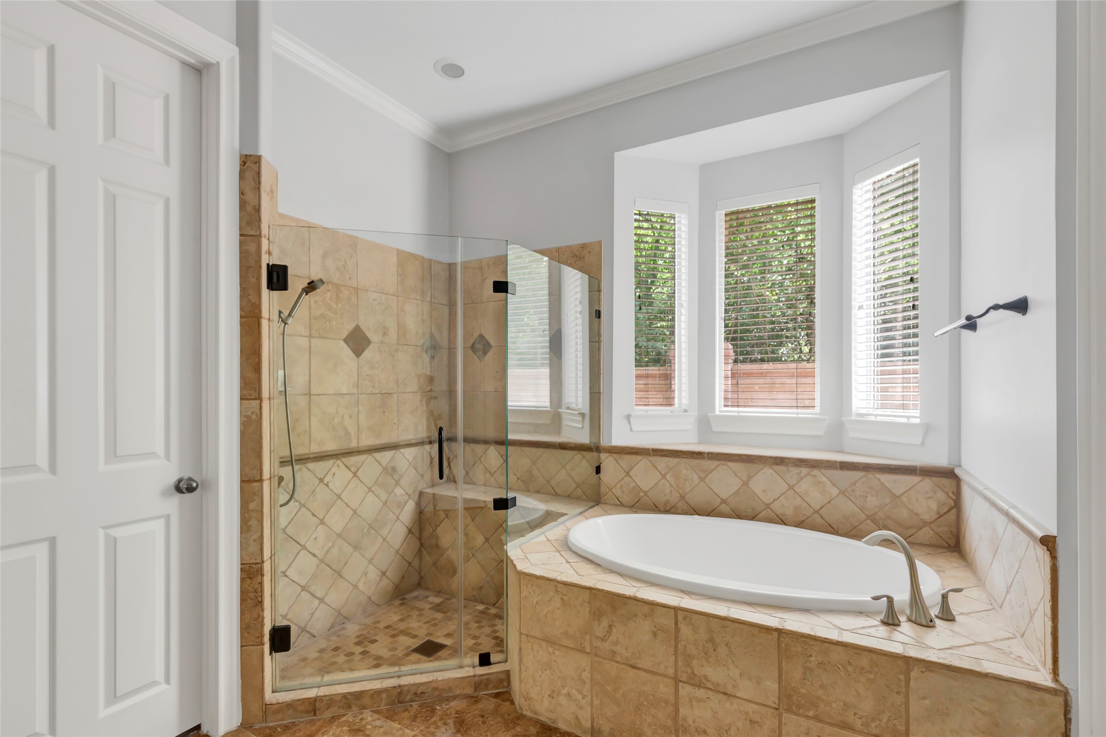 14115 Norhill Pointe Drive Property Photo 31