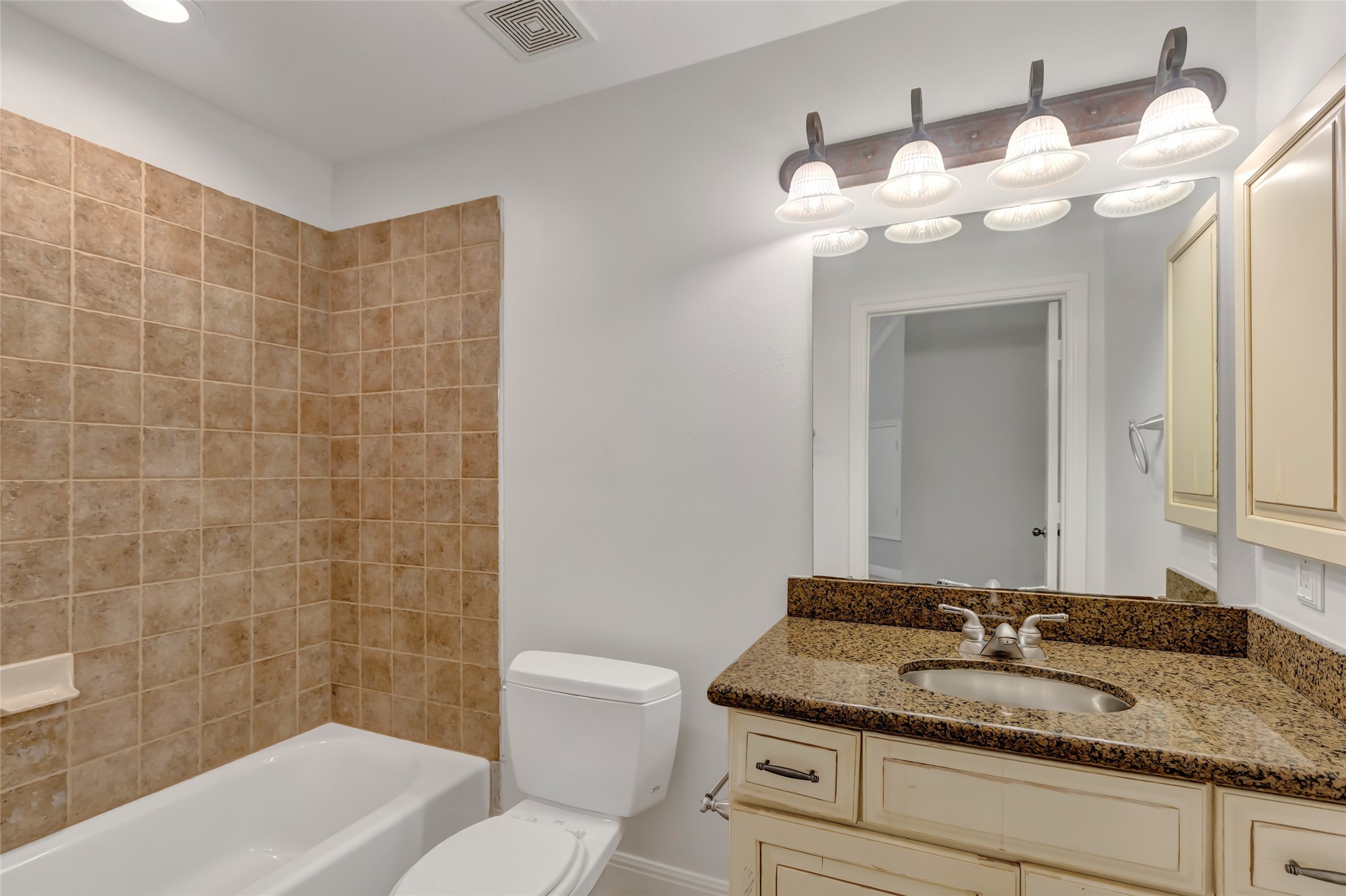 14115 Norhill Pointe Drive Property Photo 50